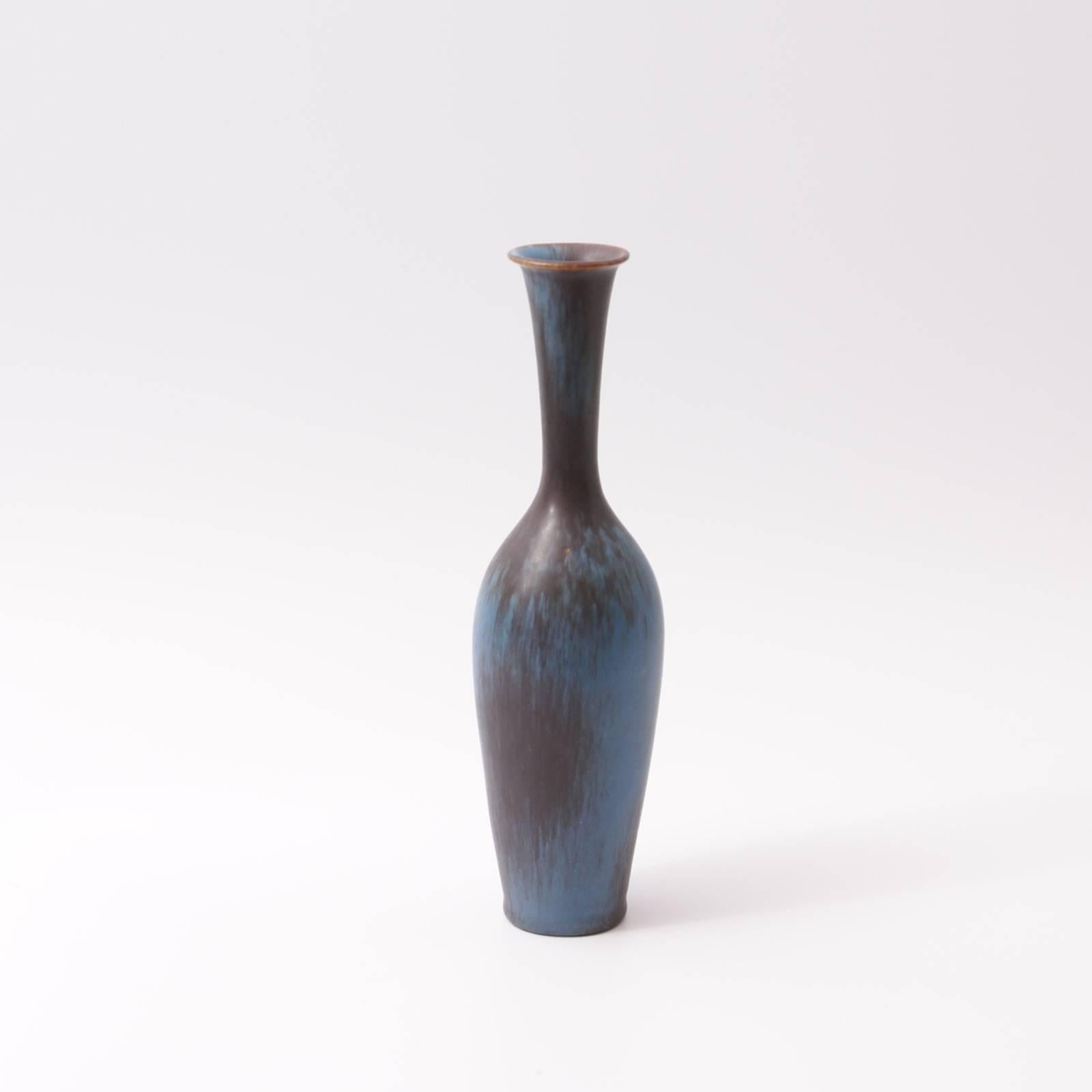 Vintage ceramic vase designed by Gunnar Nylund for Rörstrand, engraved marks underneath (image 7).