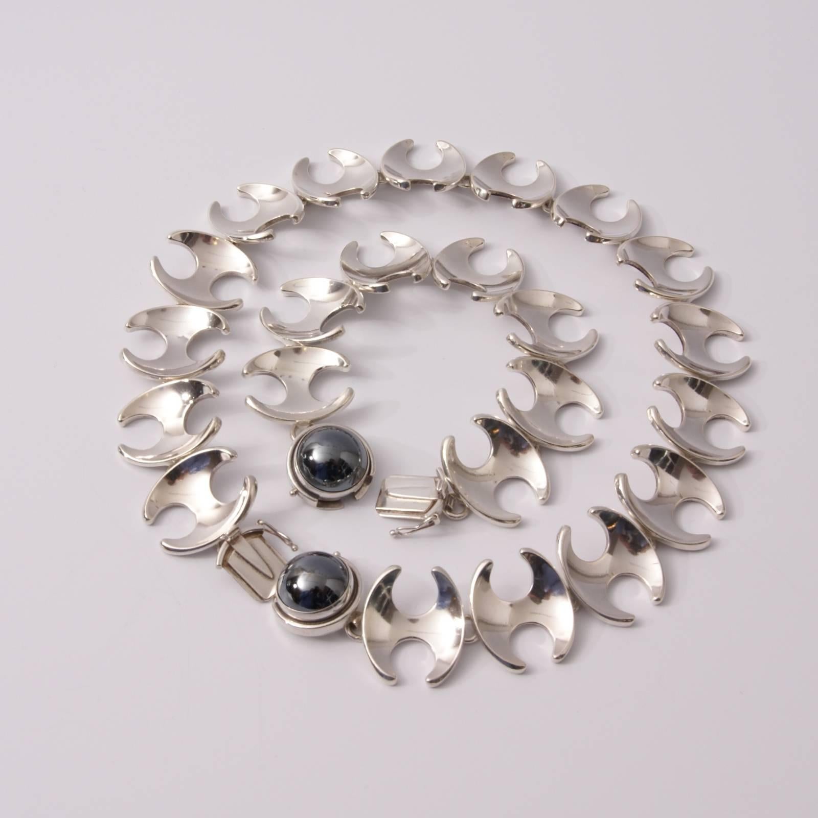 Mid-Century Modern G. Jensen Silver and Hematite Bracelet and Necklace N° 130 by Henning Koppel For Sale