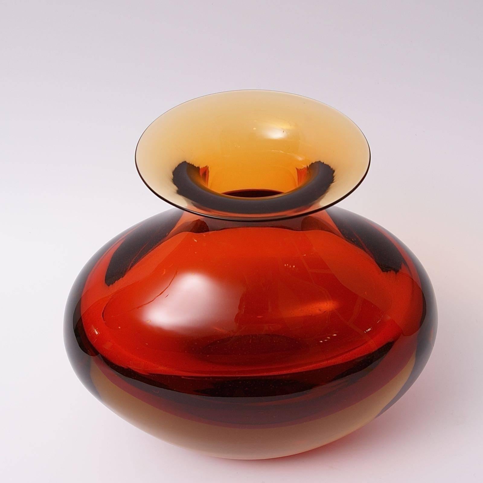 Italian 1950s Seguso Vetri d'Arte Glass Vase Designed by Flavio Poli For Sale