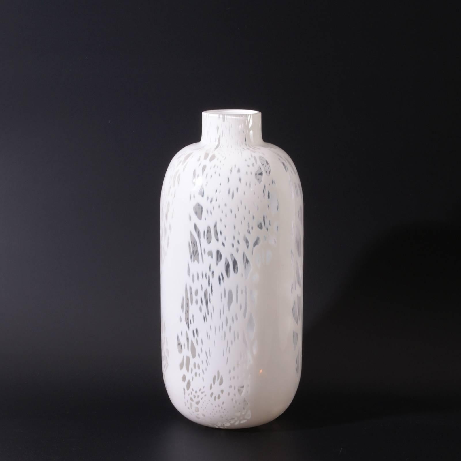 Lattimo glass vase with 