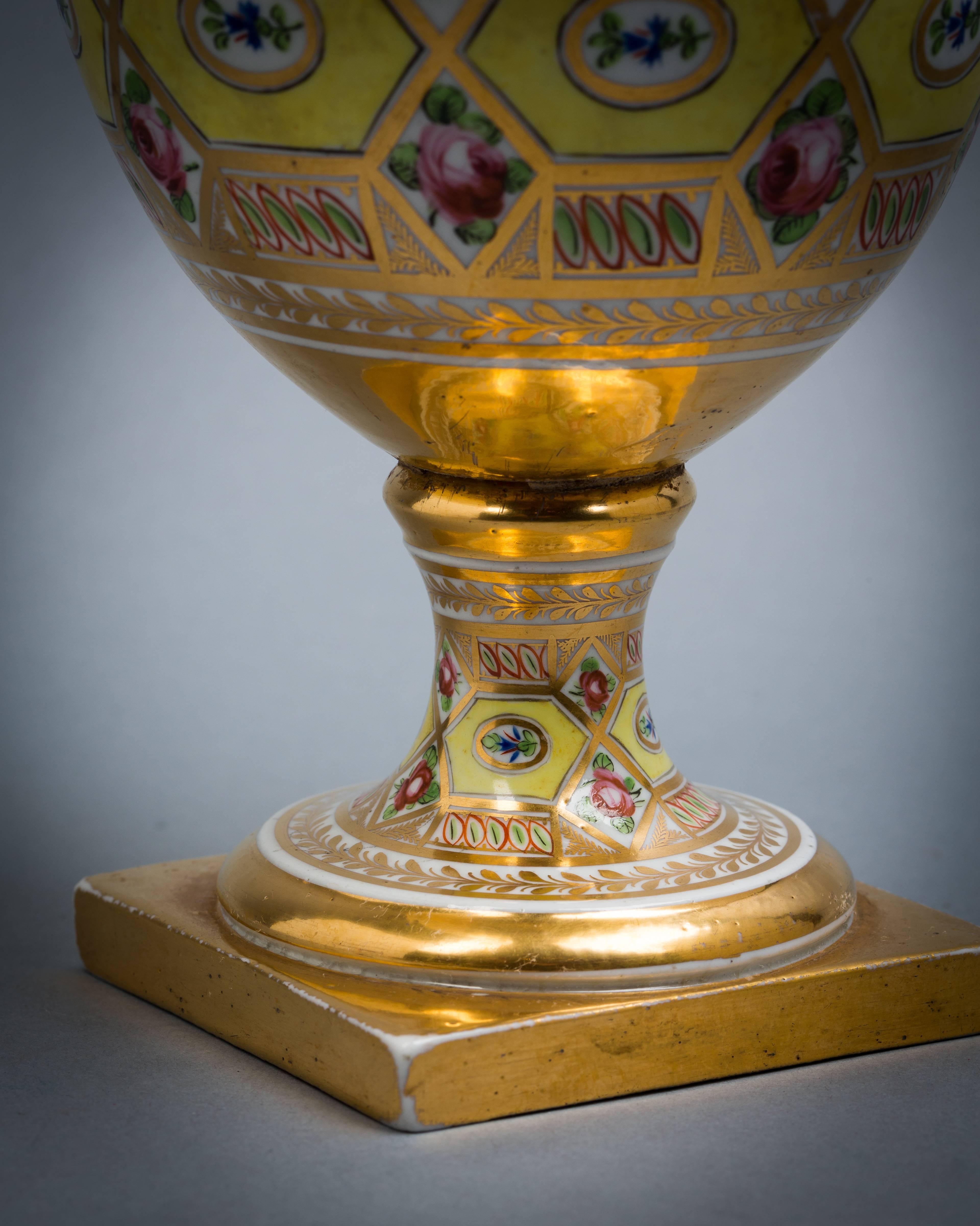 Early 19th Century English Porcelain Yellow-Ground Urn, Coalport, circa 1820 For Sale