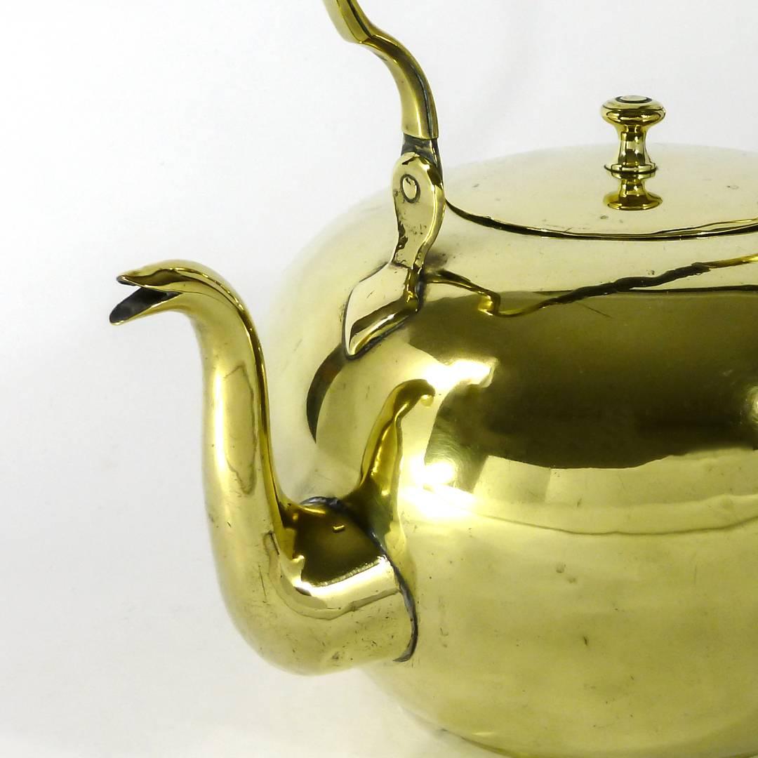 French Brass Kettle with Swing Ebony Handle, circa 1750 In Good Condition For Sale In Ambler, PA