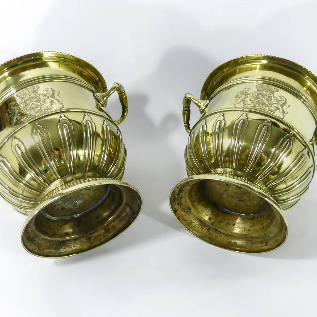 French Pair of Brass Silver Form Huguenot Wine Buckets, circa 1710 For Sale