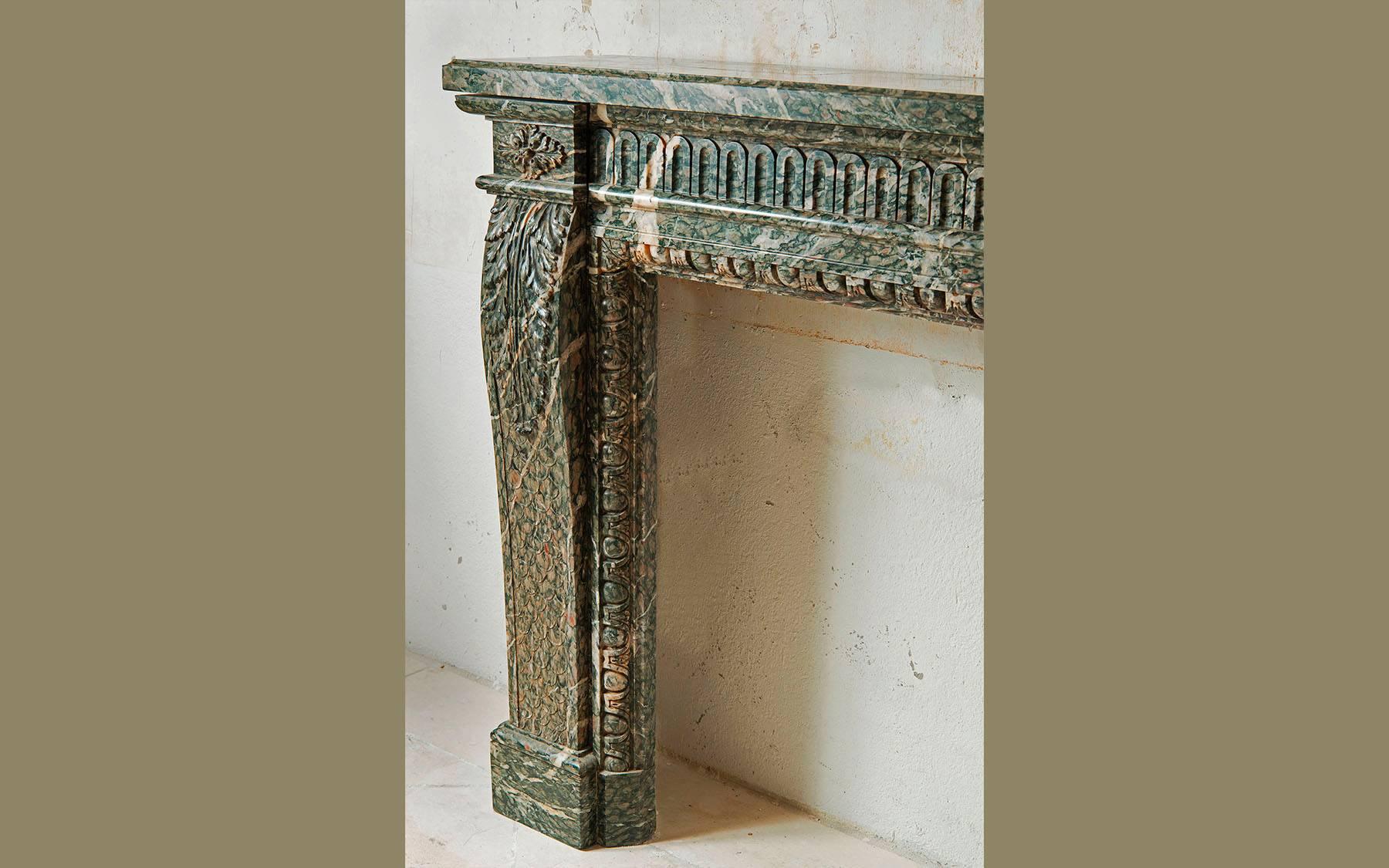 Louis XV Green Marble Fireplace In Good Condition For Sale In Paris, FR