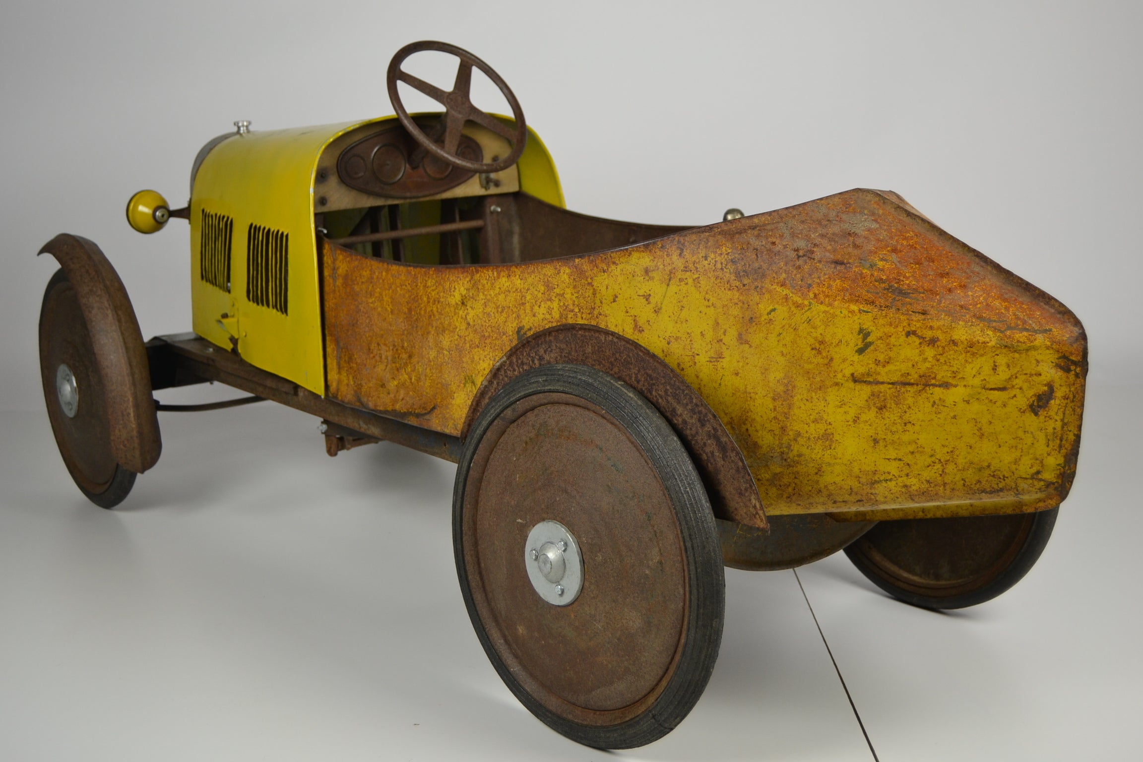 eureka bugatti pedal car