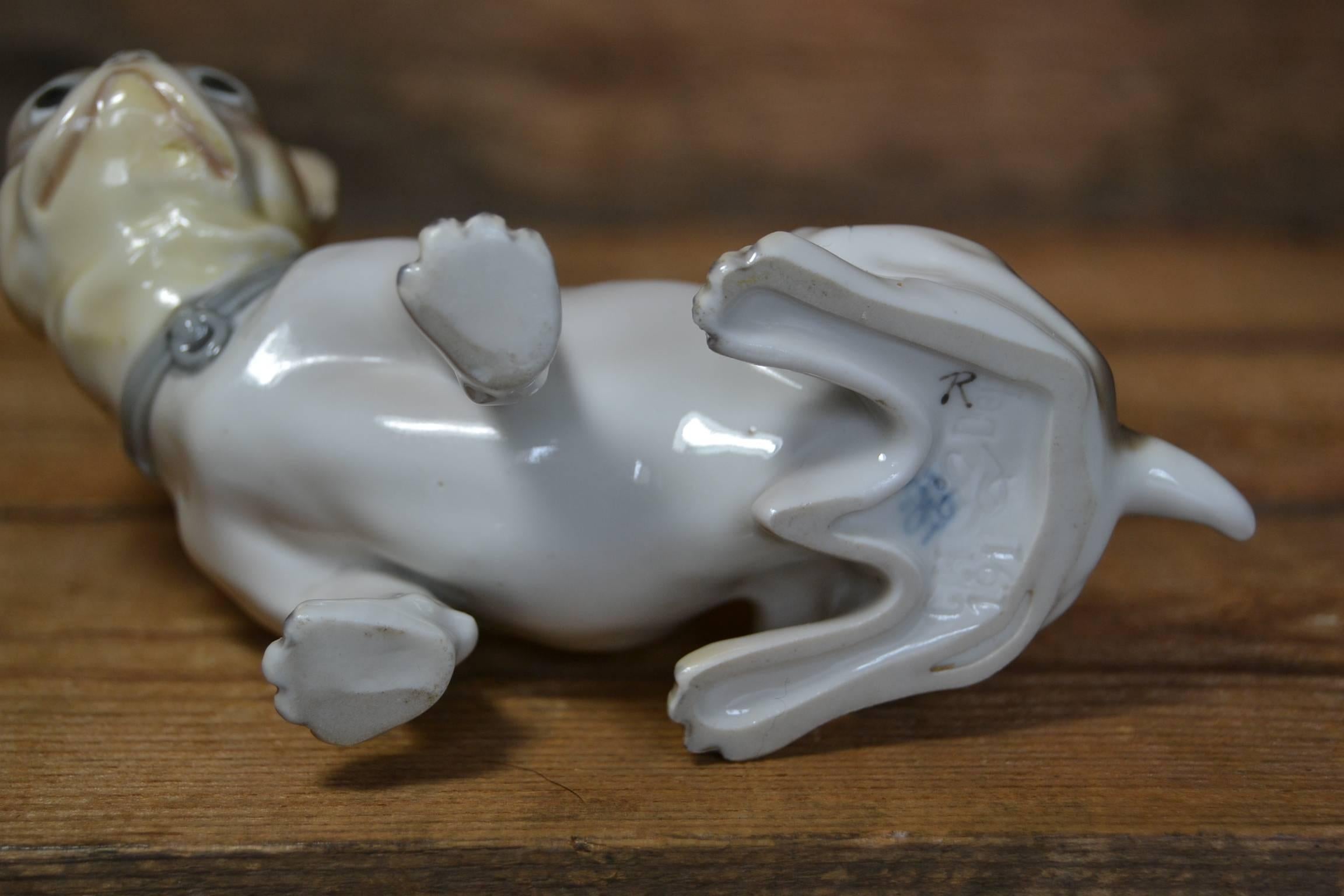 Porcelain Bulldog Figurine by Goebel Germany , Art Deco 2