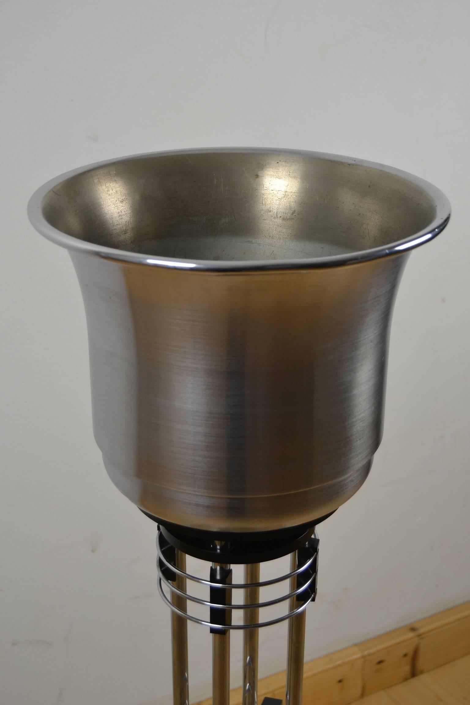 bucket plant stand