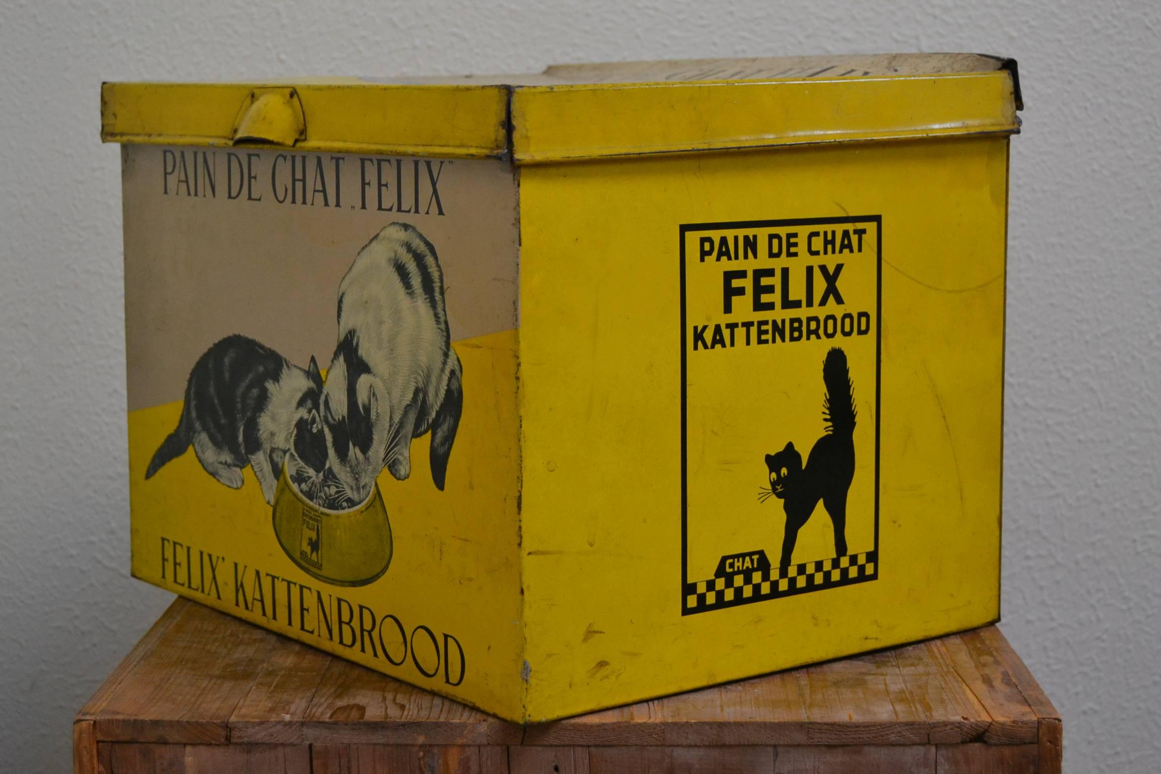 Suberb Tin Box with Felix the Cat 4