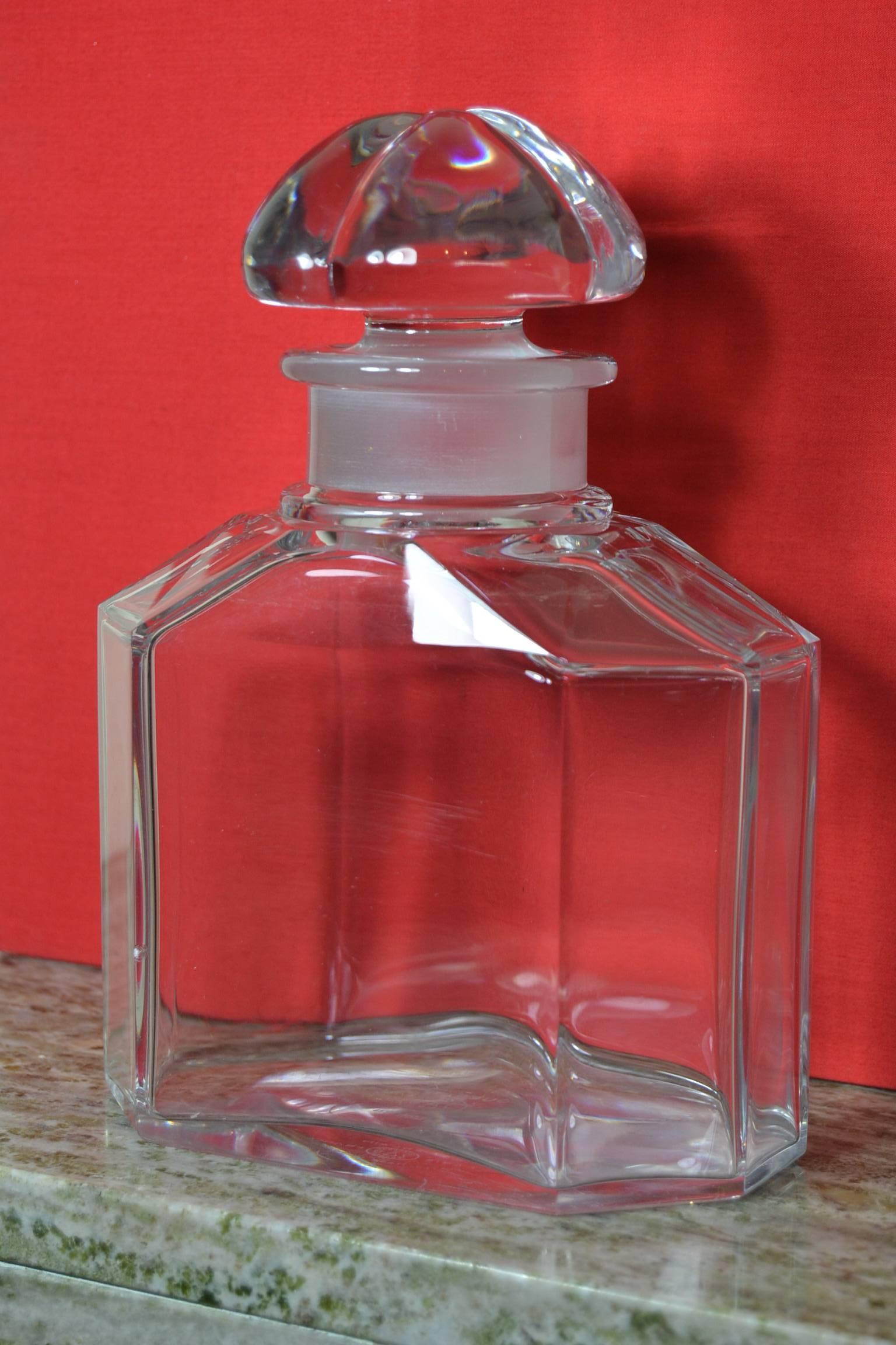 Große Guerlain Parfümflasche :: Baccarat Kristall:: Frankreich :: Art Deco (Französisch)