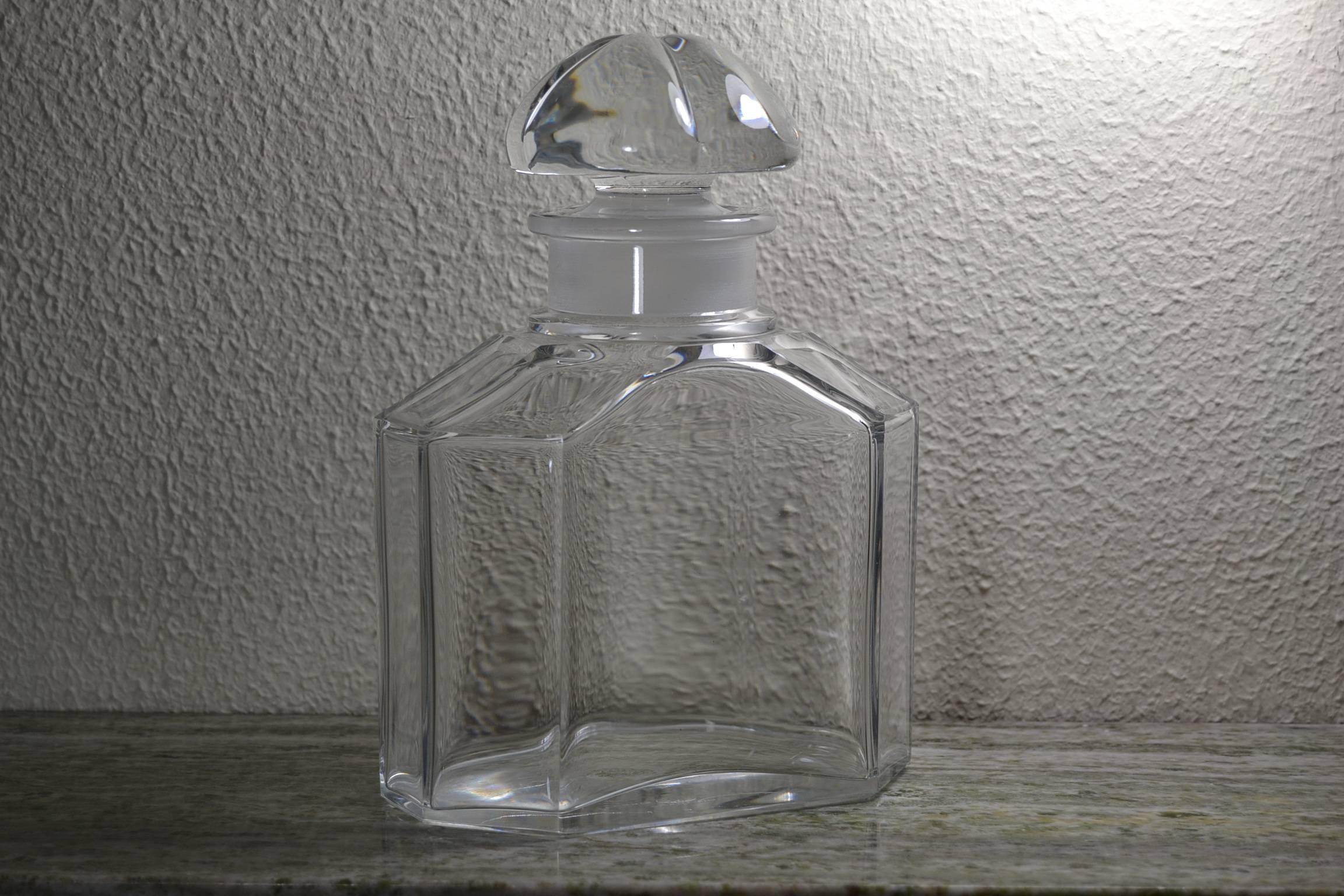 Large Guerlain Perfume Bottle , Baccarat  Crystal, France , Art Deco 3