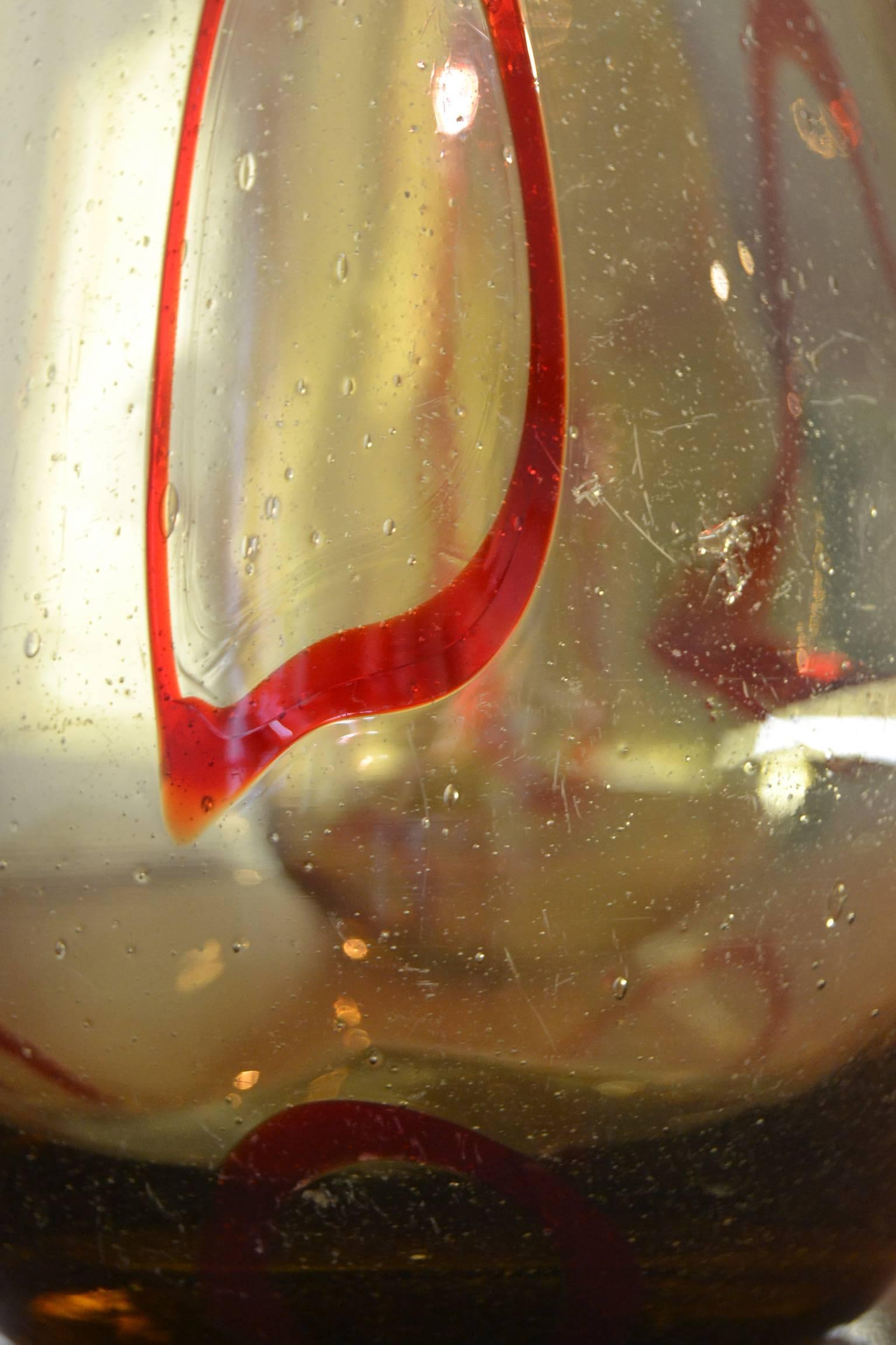 Art Glass Swung Bud Vases, amber and red ribbon swirls , 1960s , 4 pieces In Good Condition In Retie, BE