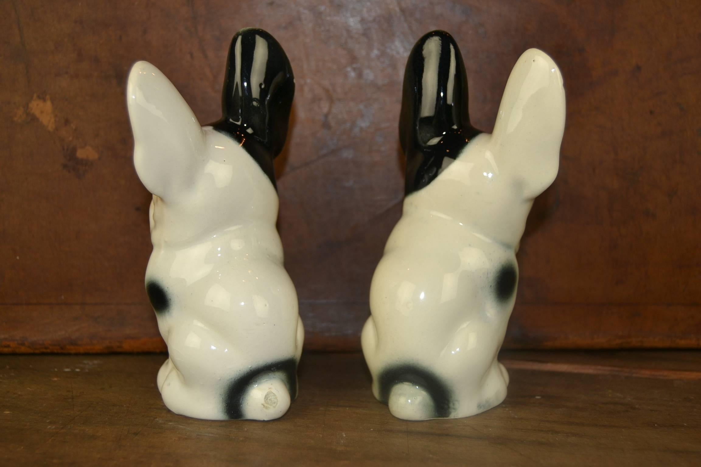 Pair of Vintage Porcelain French Bulldogs In Good Condition In Antwerp, BE