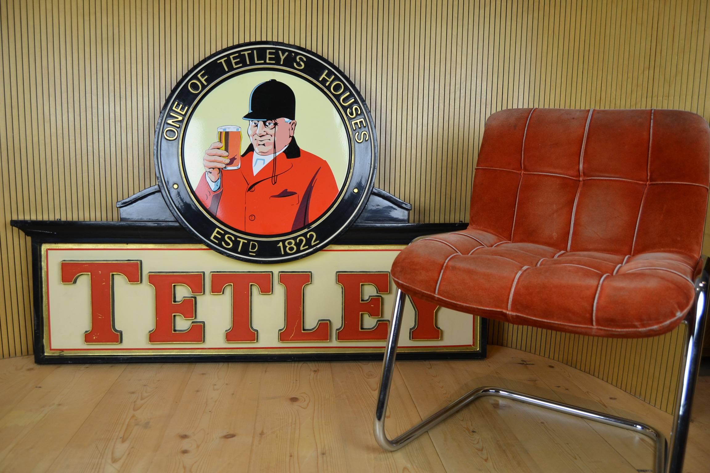 Great large outdoor Tetley Pub enamel sign. 
Impressive fiberglass sign with enamel - porcelain sign of the rider - huntsman in the middle.
These English pub signs were produced in the 1960s.
Vintage collectable advertising wall sign Tetley beer
