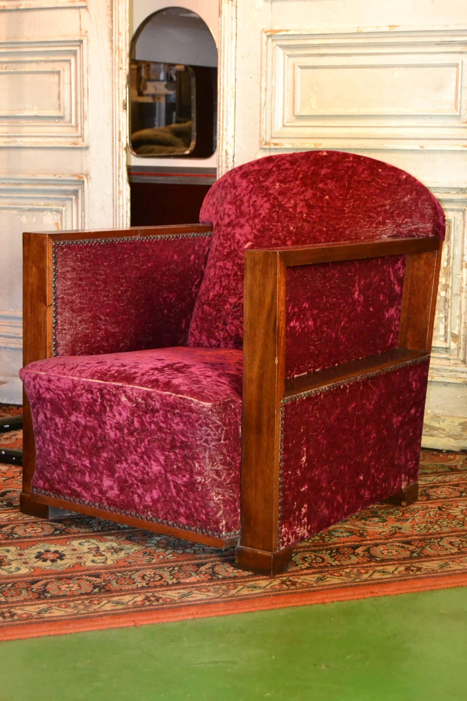 Art Deco Club Chairs, circa 1930, France 3