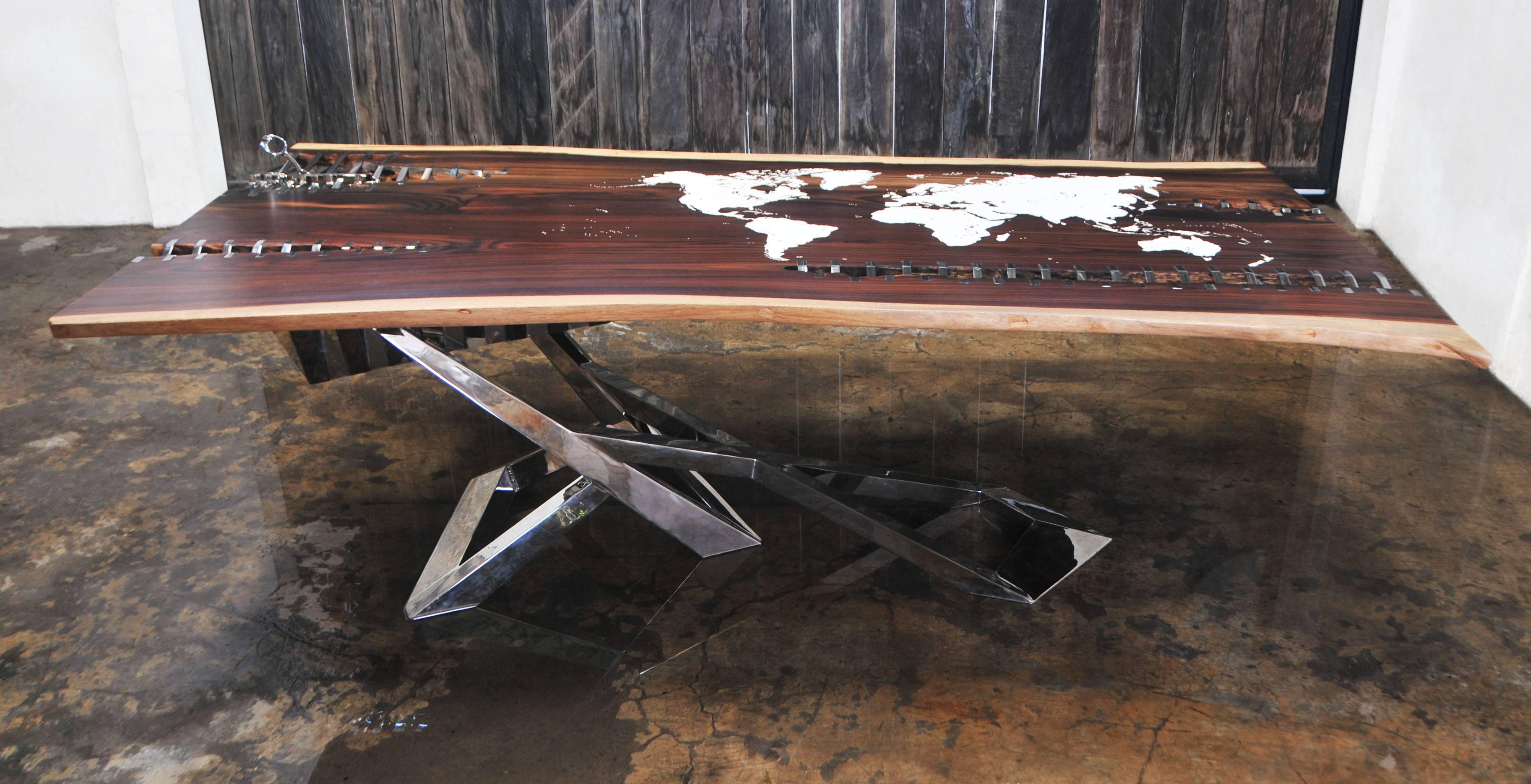 Sculptural Table: World Scissors Table 3 In Excellent Condition In Saint-Ouen, FR