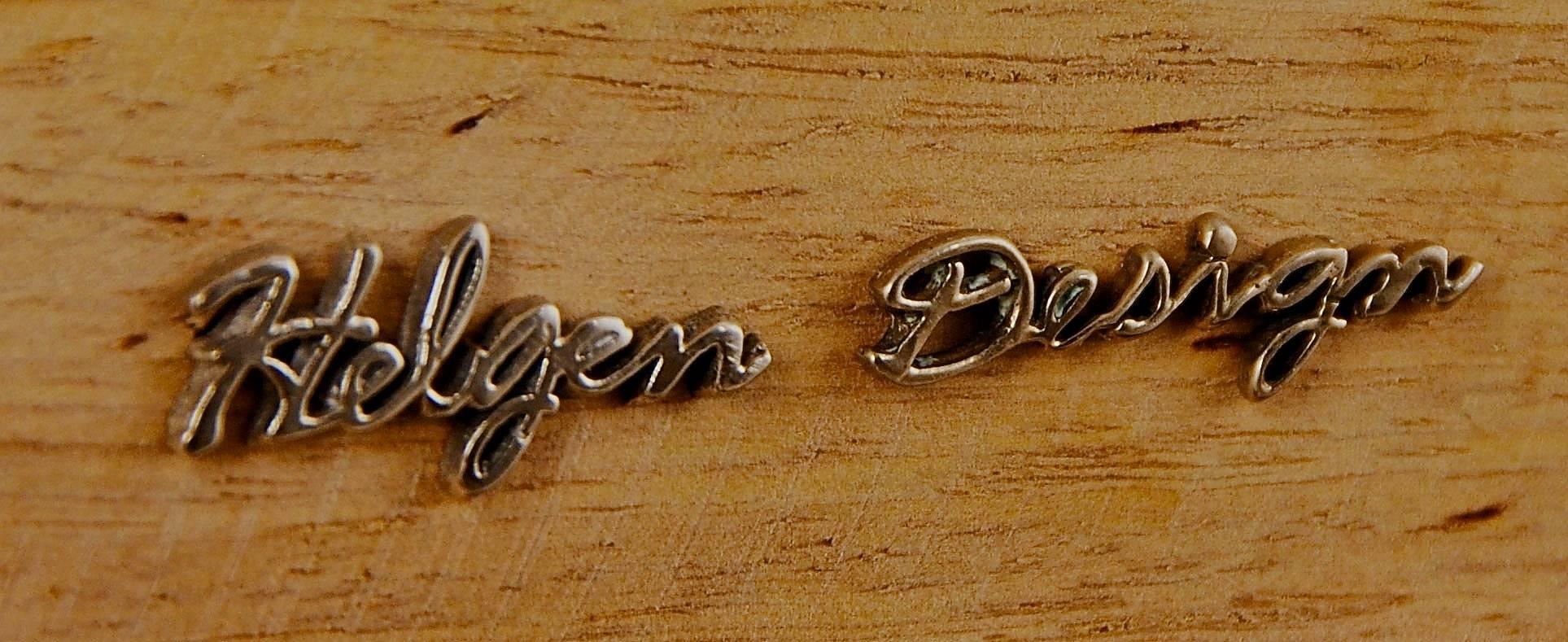 Sculptural Table: World Scissors Table 3 1