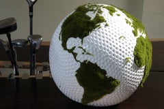 Golf Globe from teak root with artificial grass