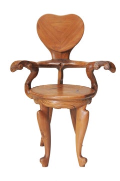 Casa Calvet Gaudi armchair made of Teak wood