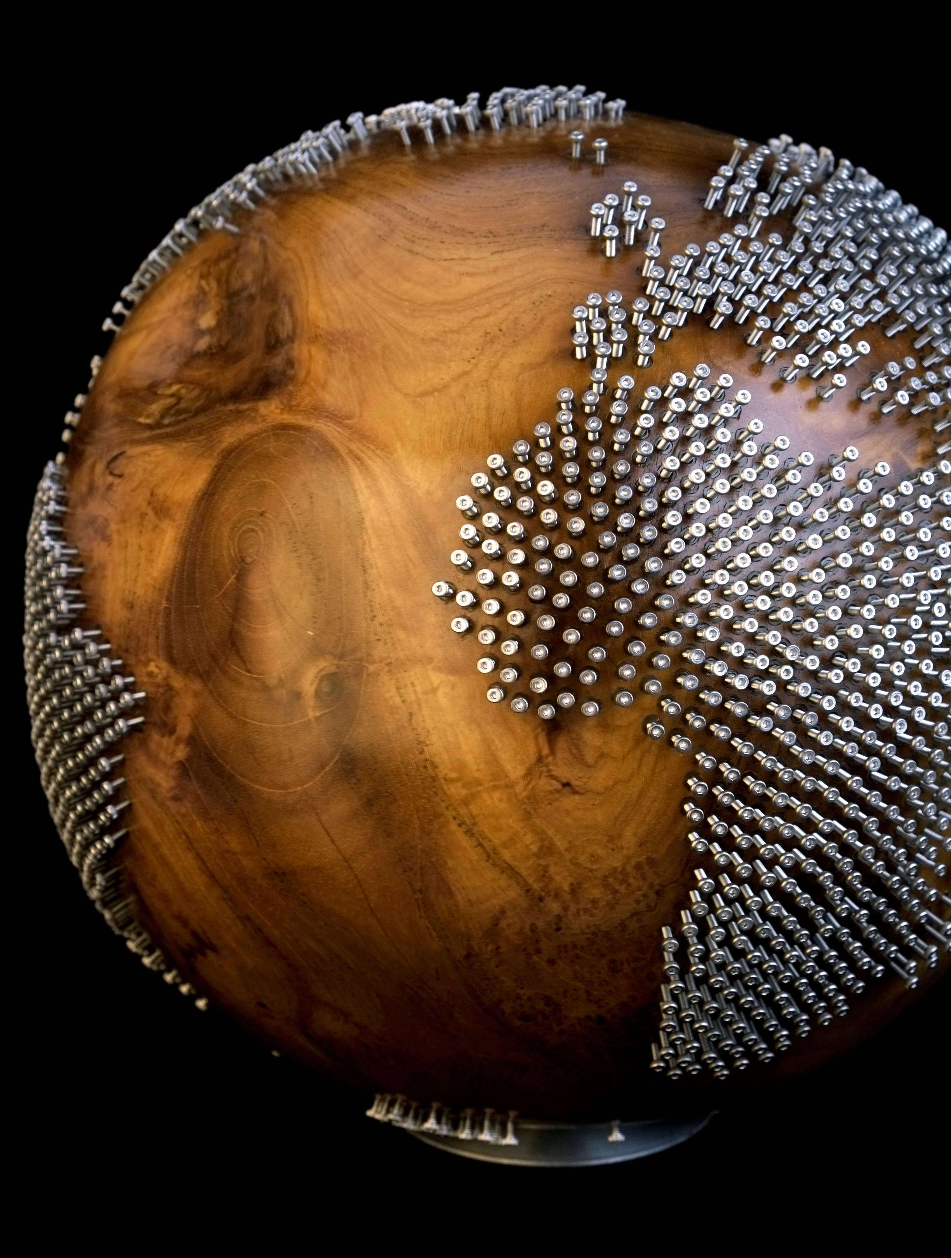 Appliqué 2147 Stainless Bolts for a Unique Wooden Globe, 30 cm