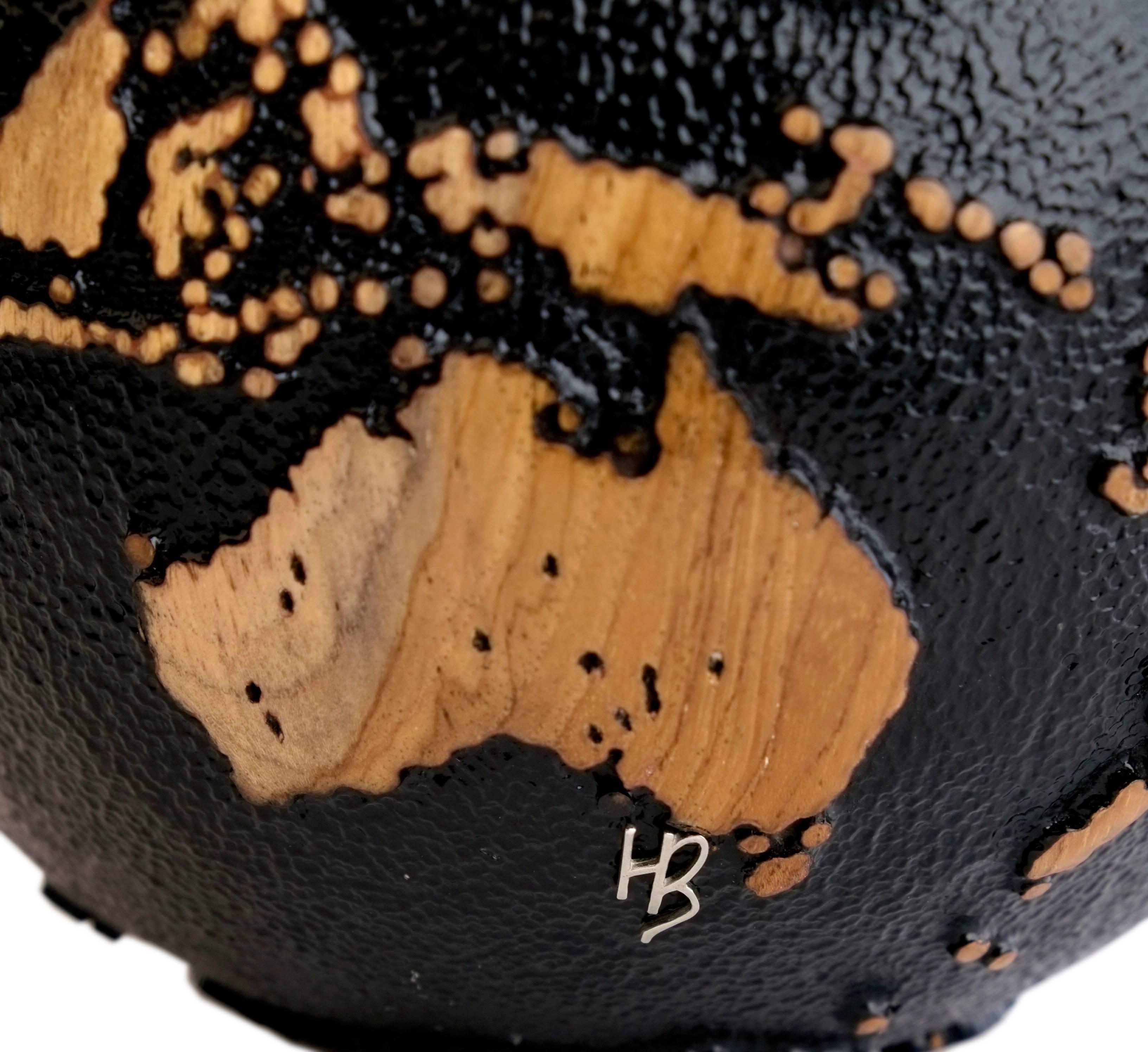 Bronze Superb Black Beauty Wooden Globe with 79 Stainless Bolts, 20 cm, Saturday Sale For Sale