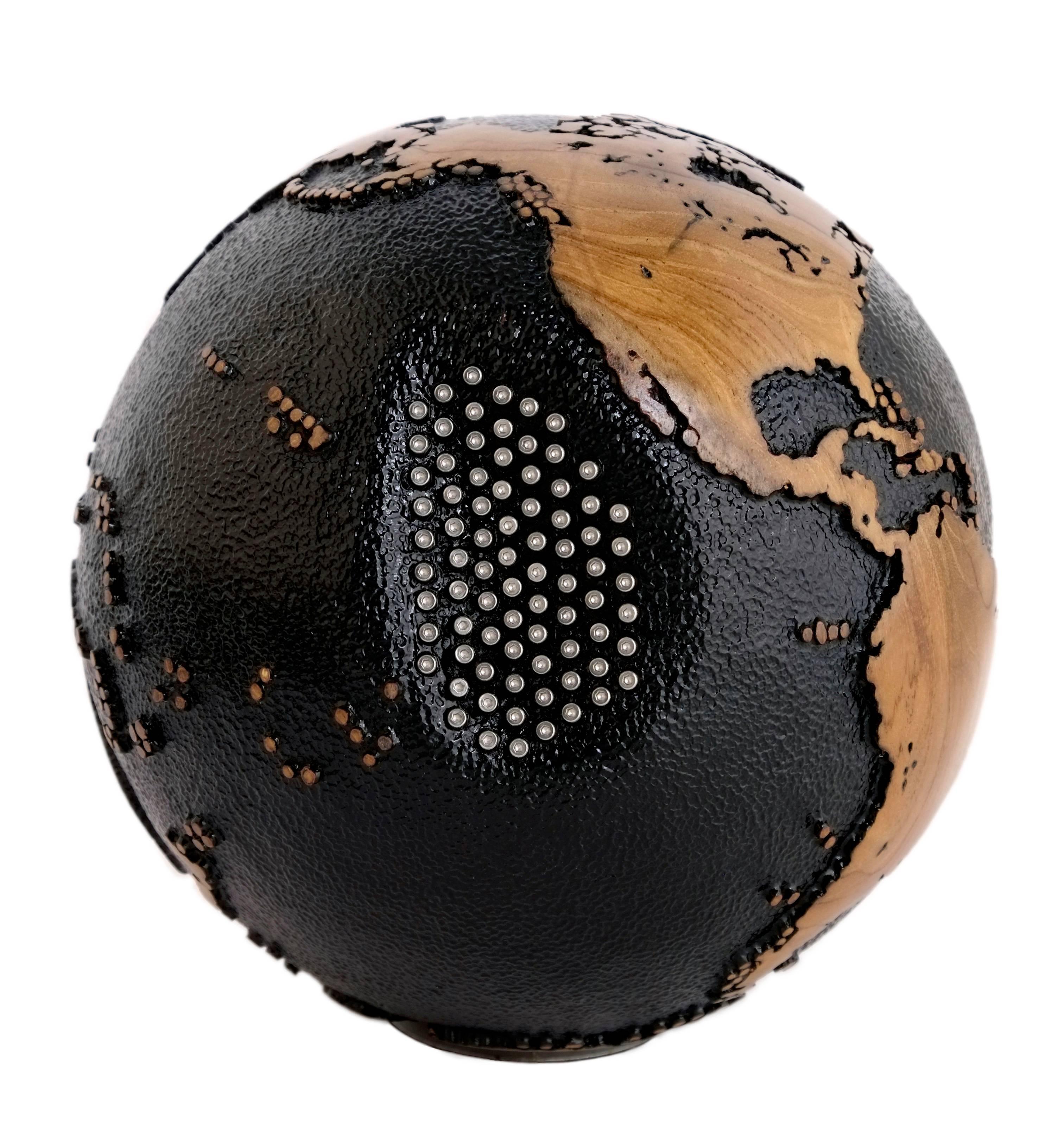 Appliqué Superb Black Beauty Wooden Globe with 79 Stainless Bolts, 20 cm, Saturday Sale For Sale