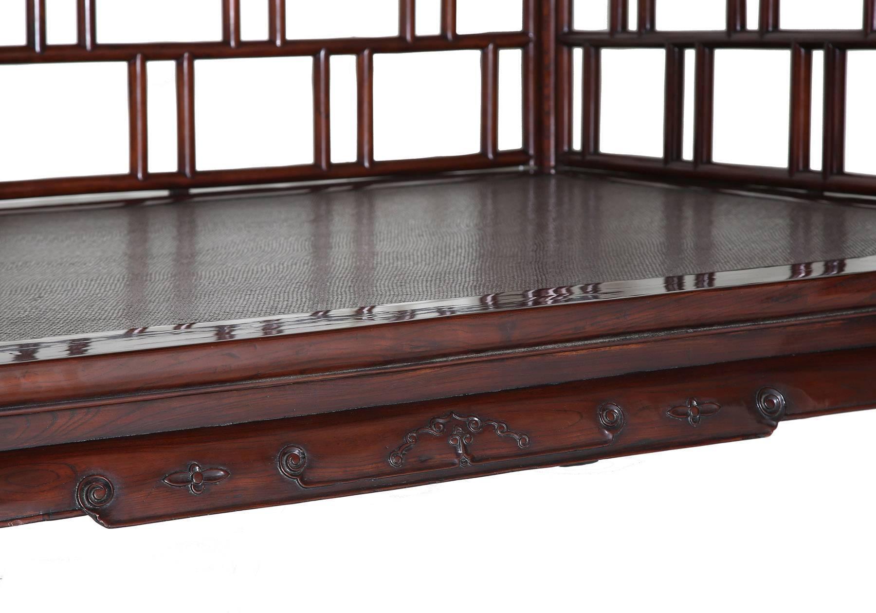 Hand-Crafted Antique Chinese L18th-Ey 19th Century Six Post Canopy Bed, Chinoiserie, Zhejiang