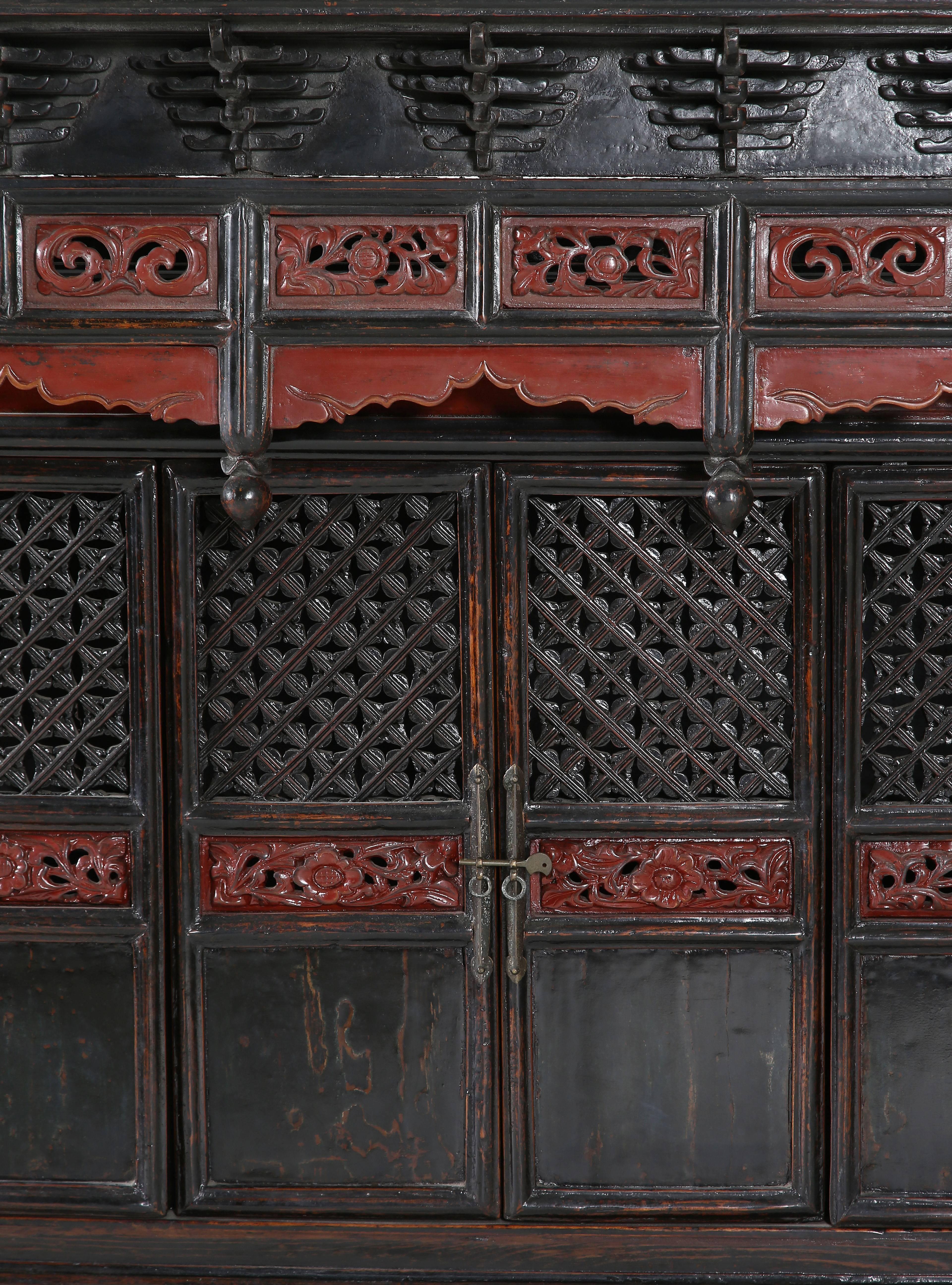 Qing Antique Black/Red Lacquer Table Shrine Cabinet Carved Lattice Doors Chinoiserie