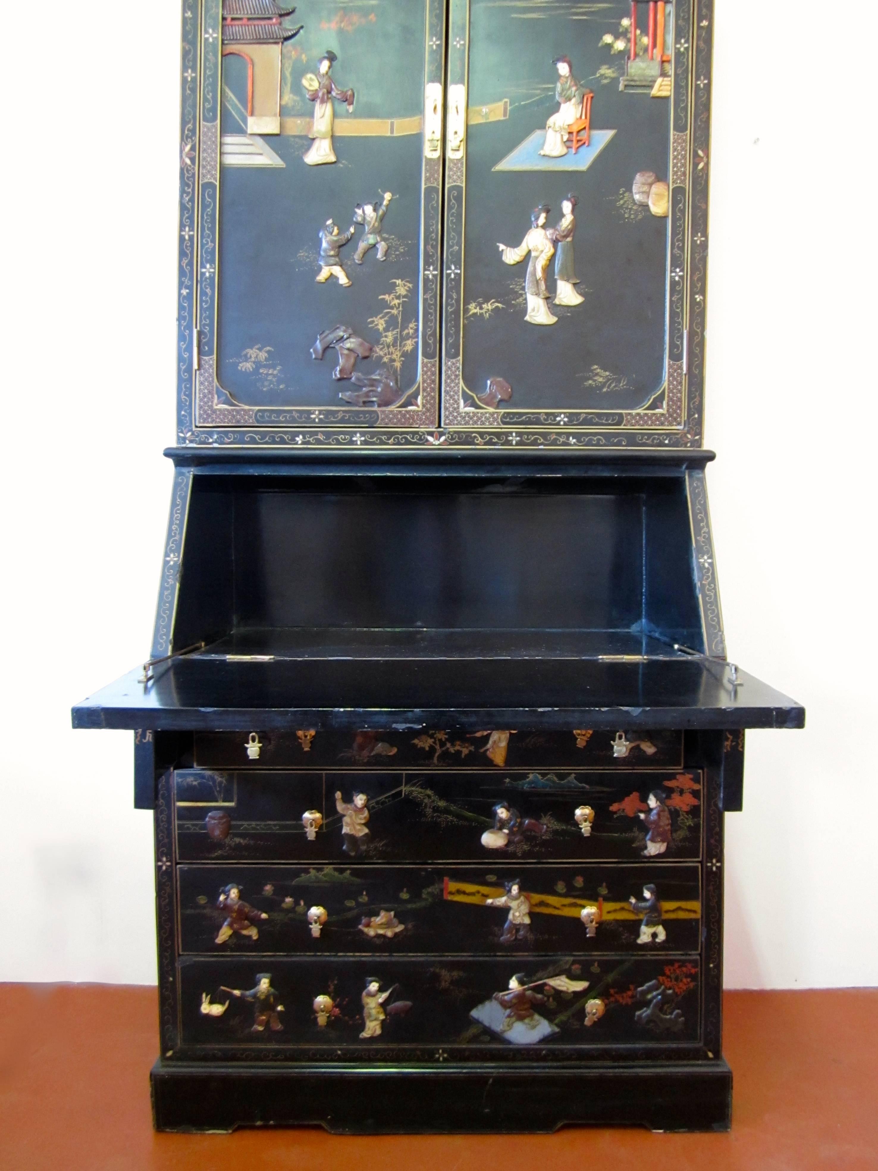 Chinese Cabinet In Good Condition In Fossano, IT