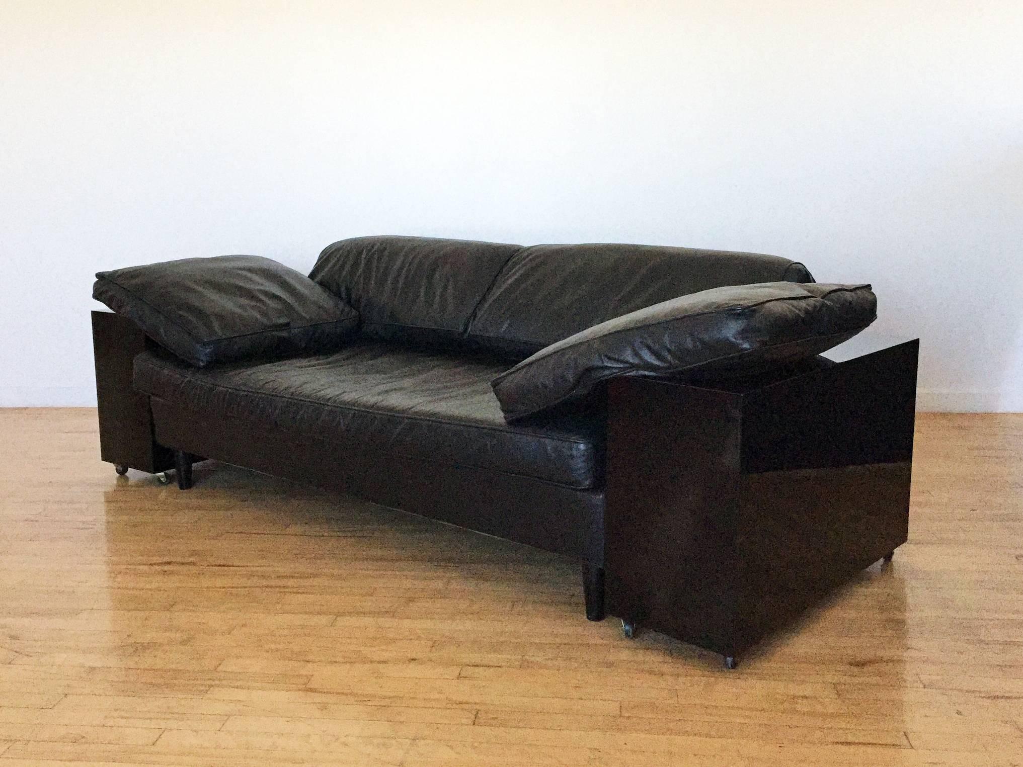 eileen gray lota sofa