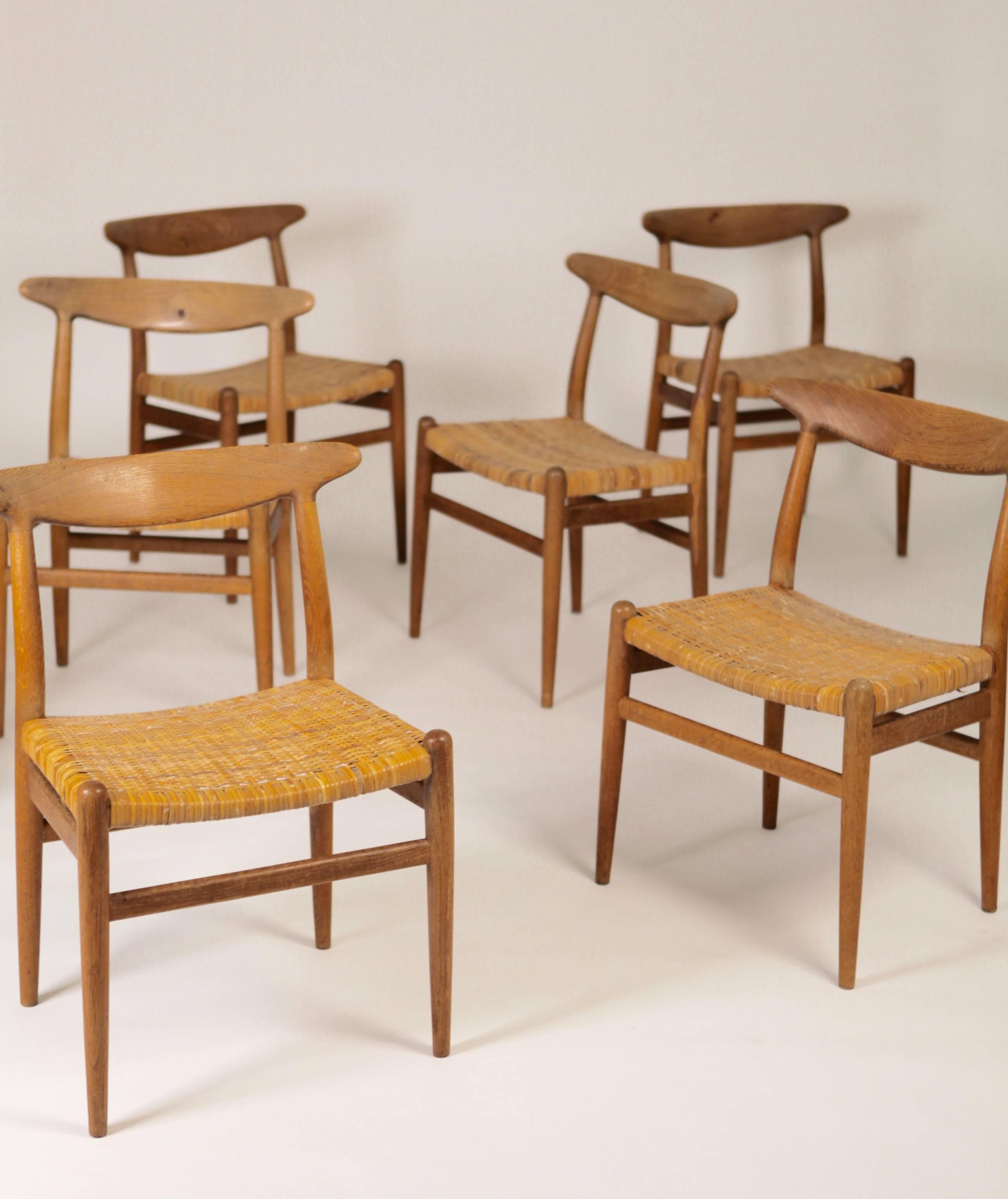 A rare set of six dining chairs in oak and cane, model W2,
manufactured by C.M. Madsen in the 1950s, all signed
designed by Hans Wegner.