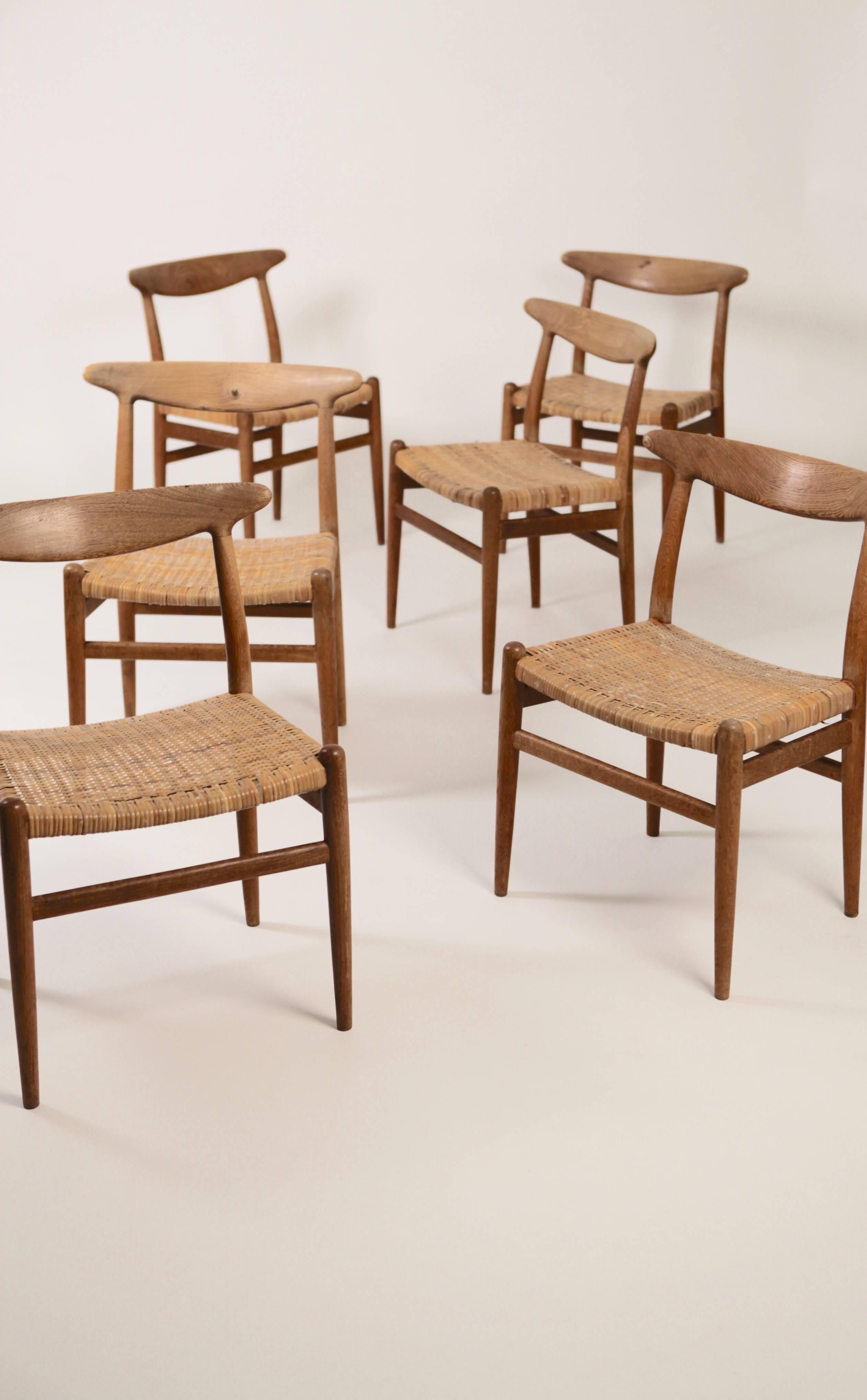 Scandinavian Modern Hans Wegner, Set of Six Dining Chairs Model W2