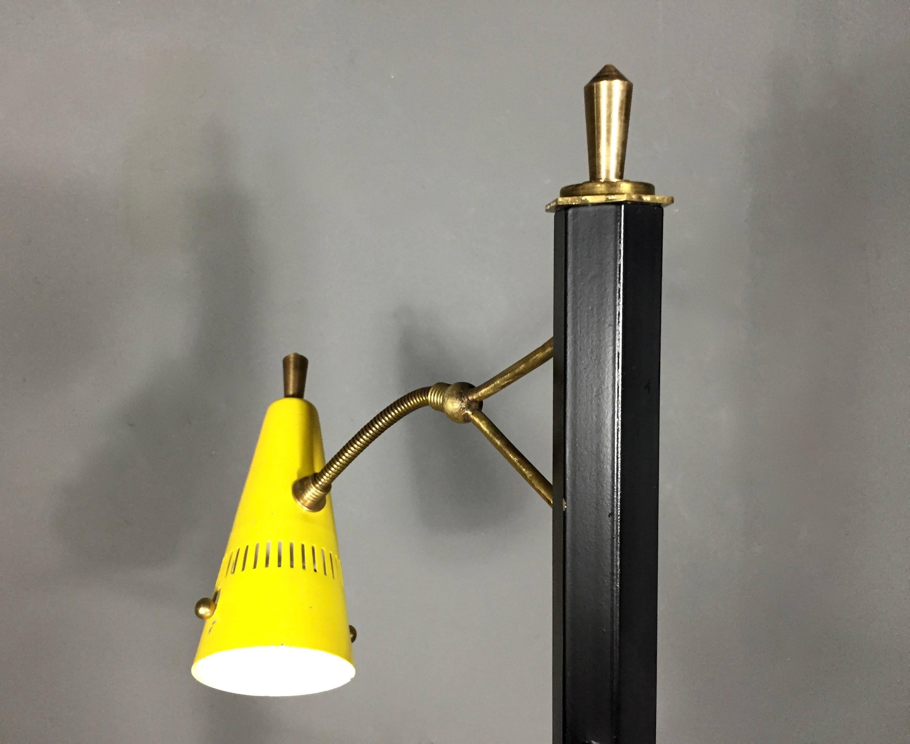 Three-Shade Enameled Metal, Brass and Marble Floor Lamp, Italy, circa 1970 For Sale 1