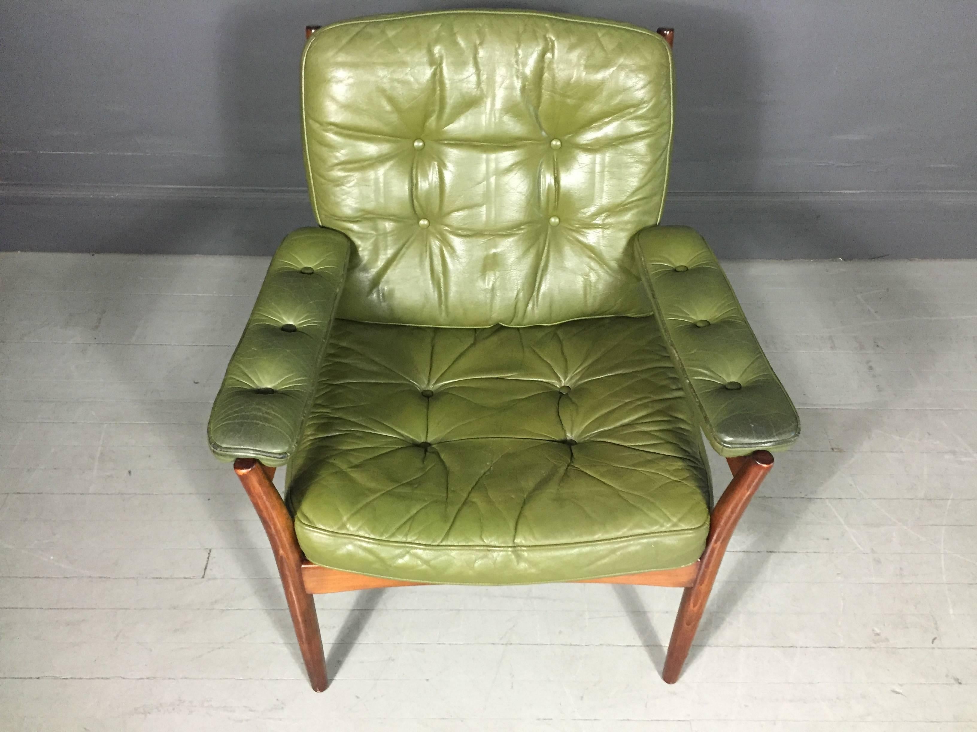 Göte Möbler Green Leather Lounge Chair, Teak Frame, Sweden, circa 1970 1