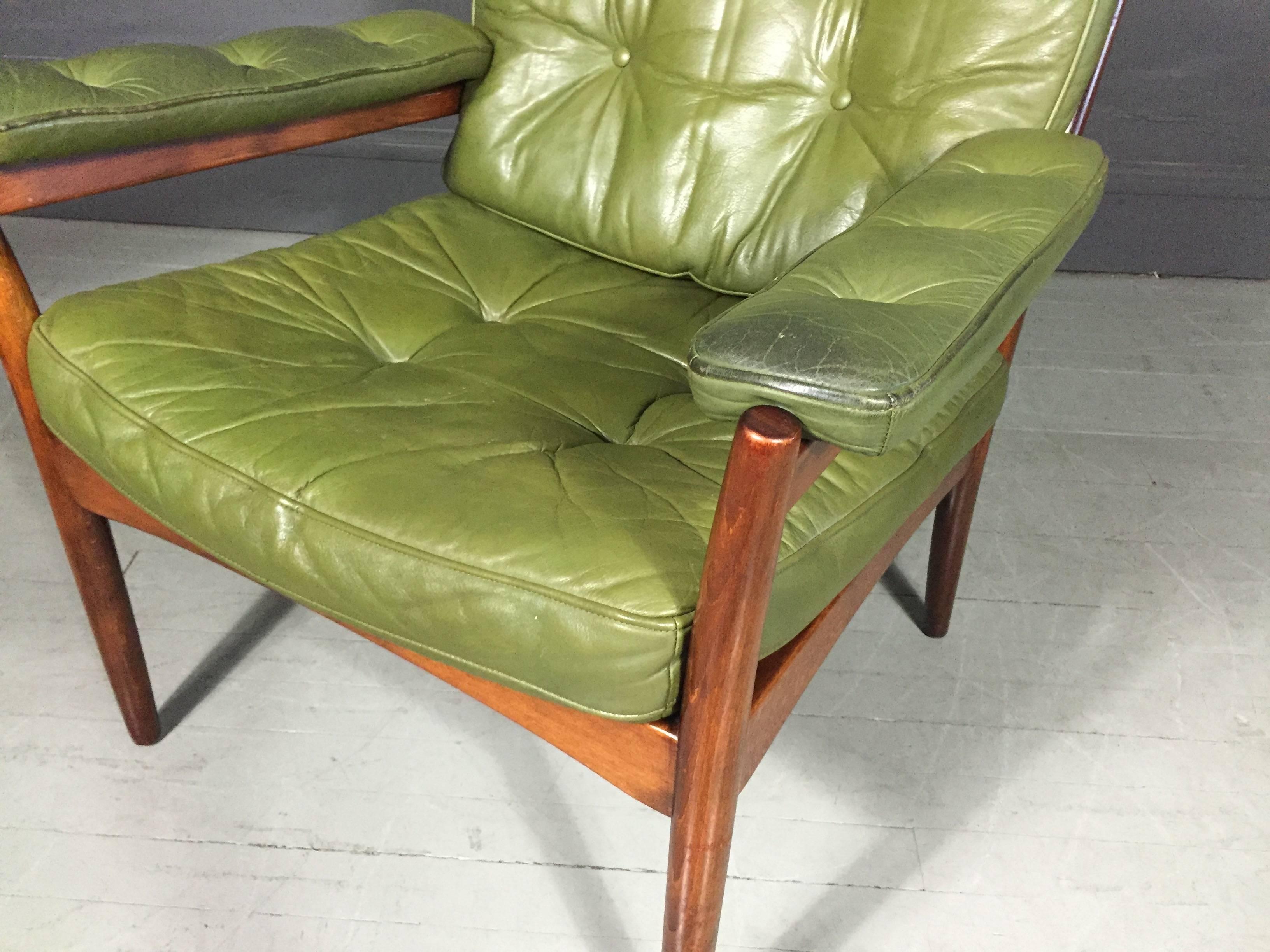 Göte Möbler Green Leather Lounge Chair, Teak Frame, Sweden, circa 1970 2