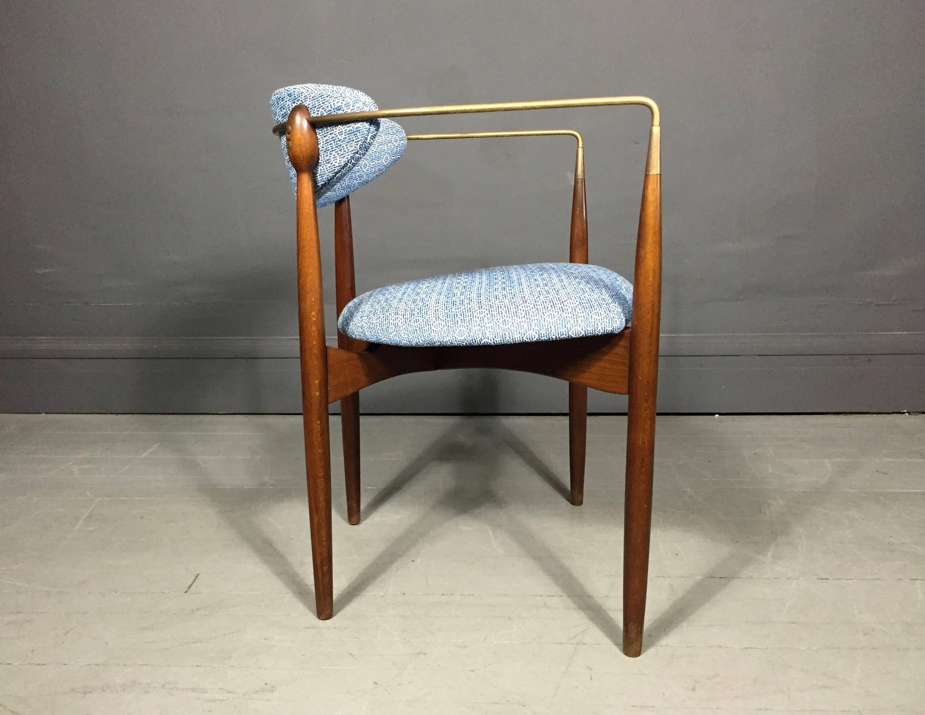 Mid-20th Century Dan Johnson 'Viscount' Chair for Selig, Walnut and Brass, 1950s