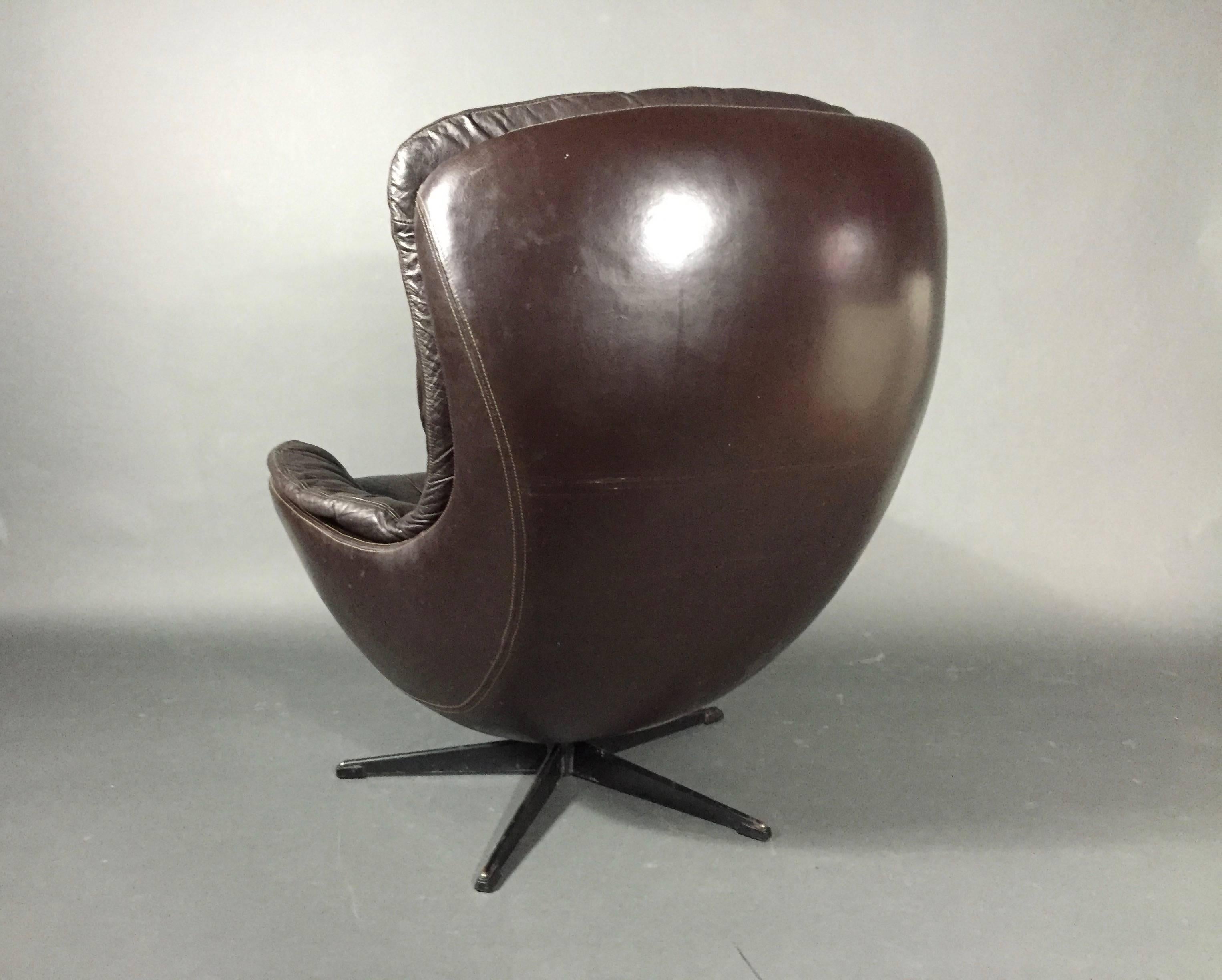 Danish Brown Leather 'Silhouette' Swivel Chair by H.W. Klein for Bramin, Denmark, 1970