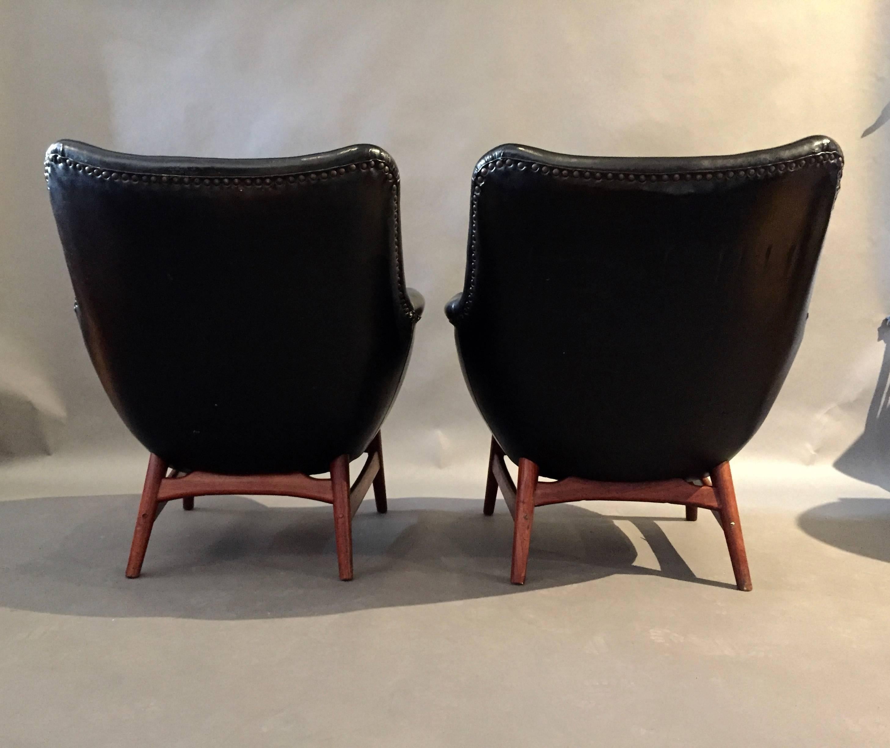 Pair of Erling Torvits Lounge Chairs, Black Naugahyde and Teak, Denmark, 1956 2