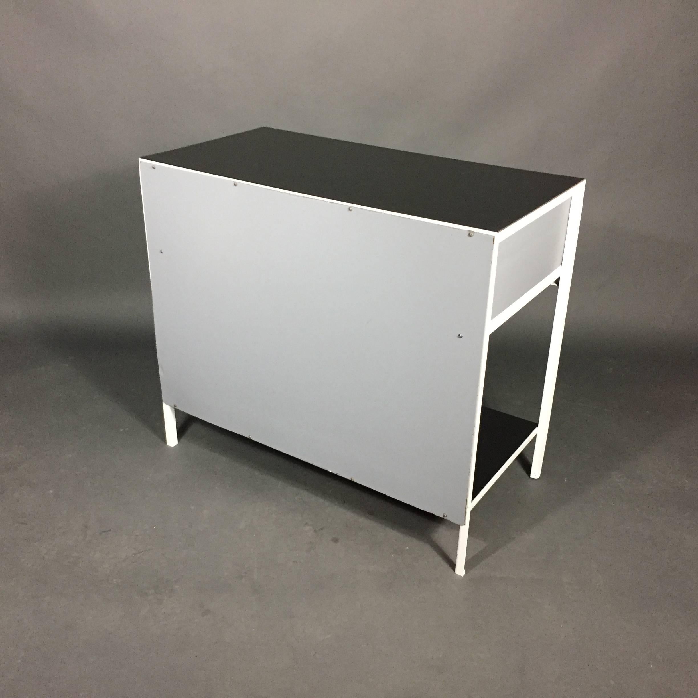 George Nelson 1950s Steel Frame Cabinet for Herman Miller In Excellent Condition In Hudson, NY