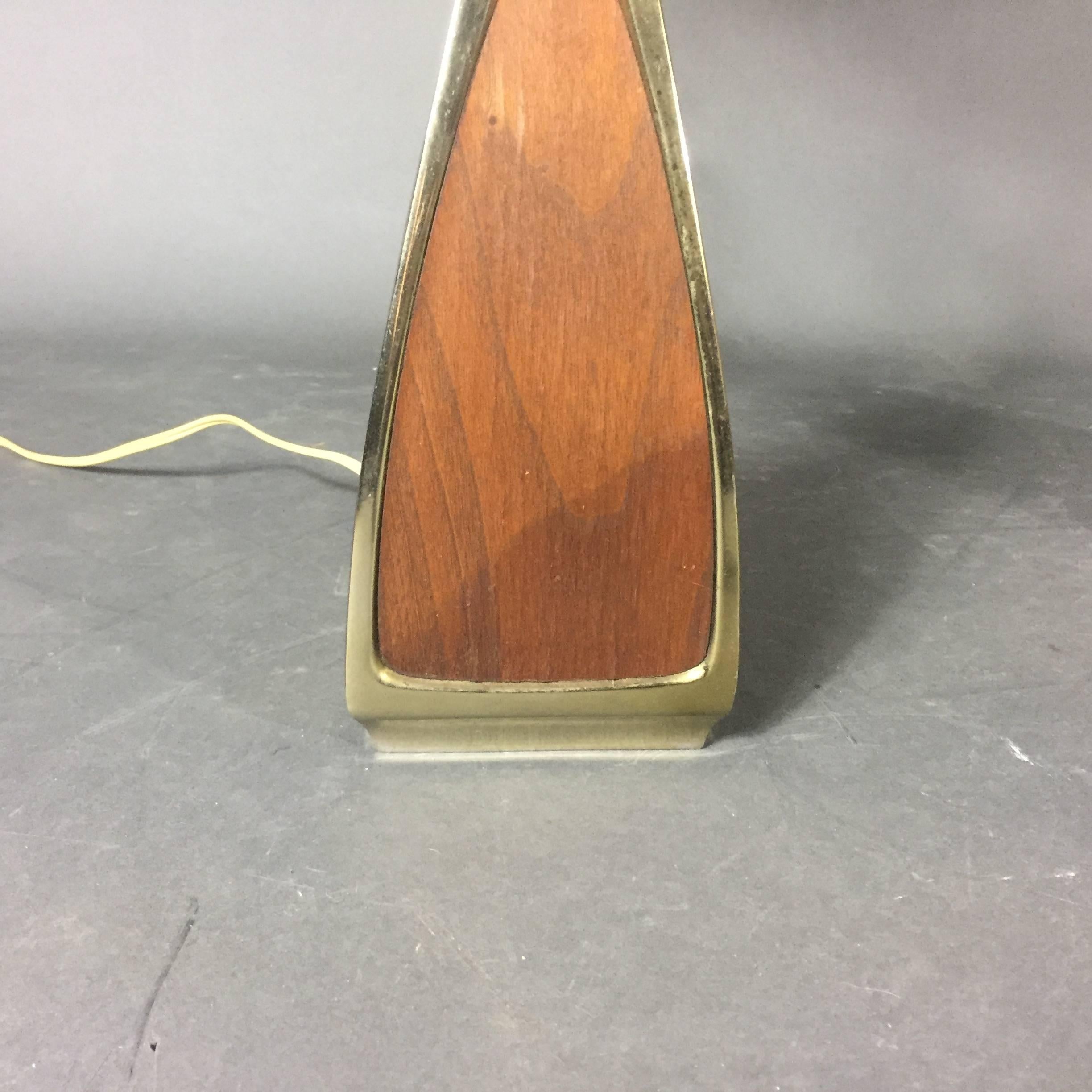 Mid-Century Modern Pair of 1960s Laurel Lamps, Walnut and Brass, Original Shades, USA