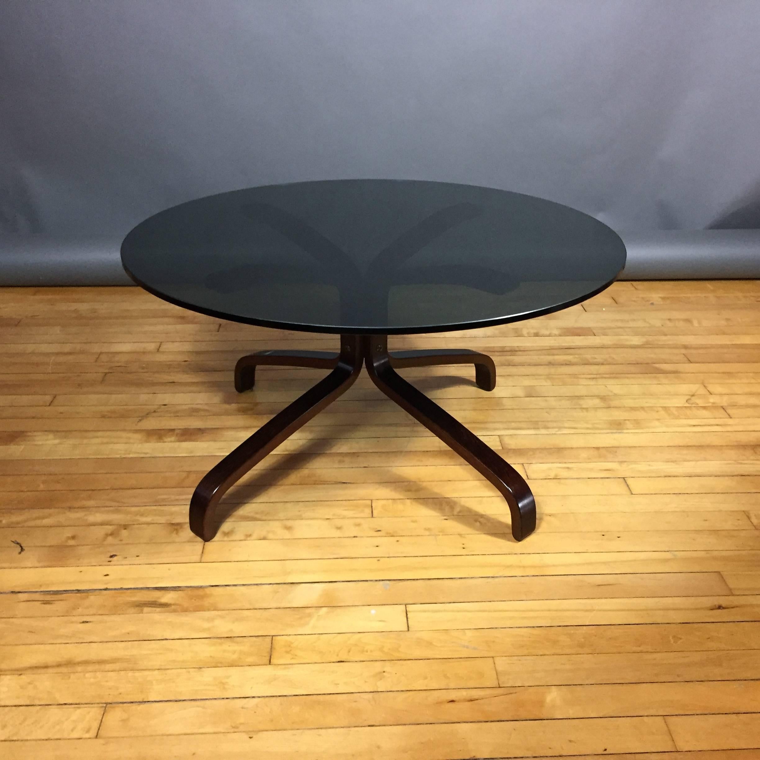 Norwegian Sigurd Ressell Falcon Table for Vatne Møbler, Norway, 1970s For Sale