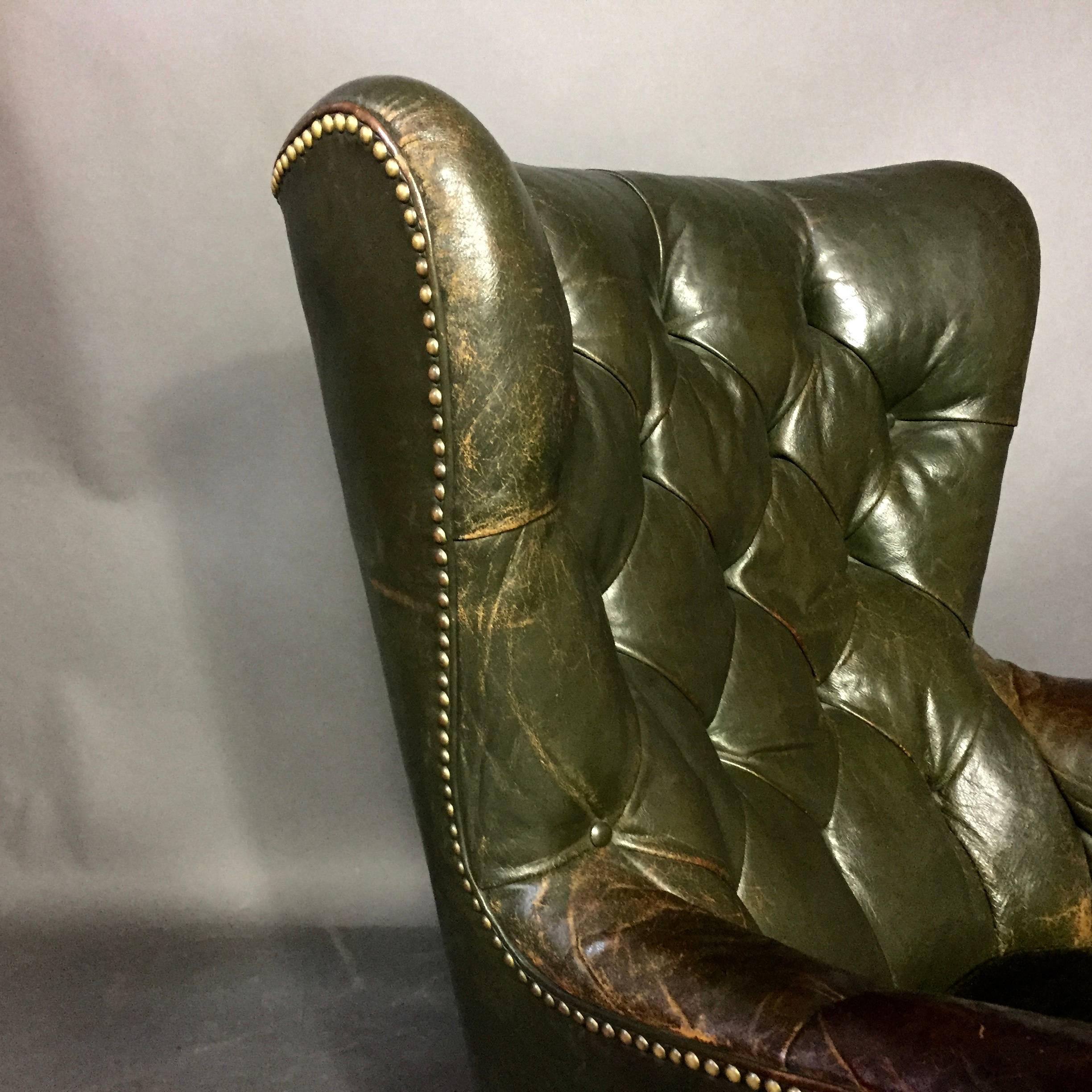 1930s Danish Green Button Tufted Leather Lounge Chair 2