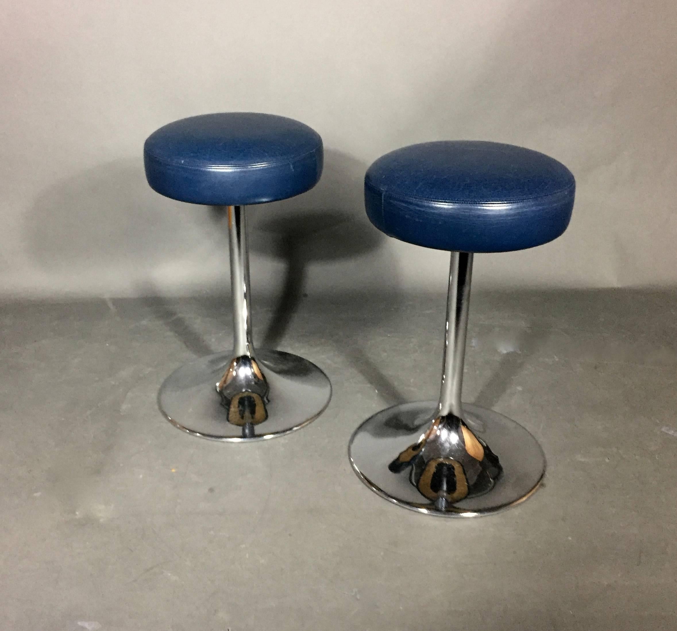 Pair of Johanson Design Chrome and Leather Stools, Sweden, 1970s For Sale 2
