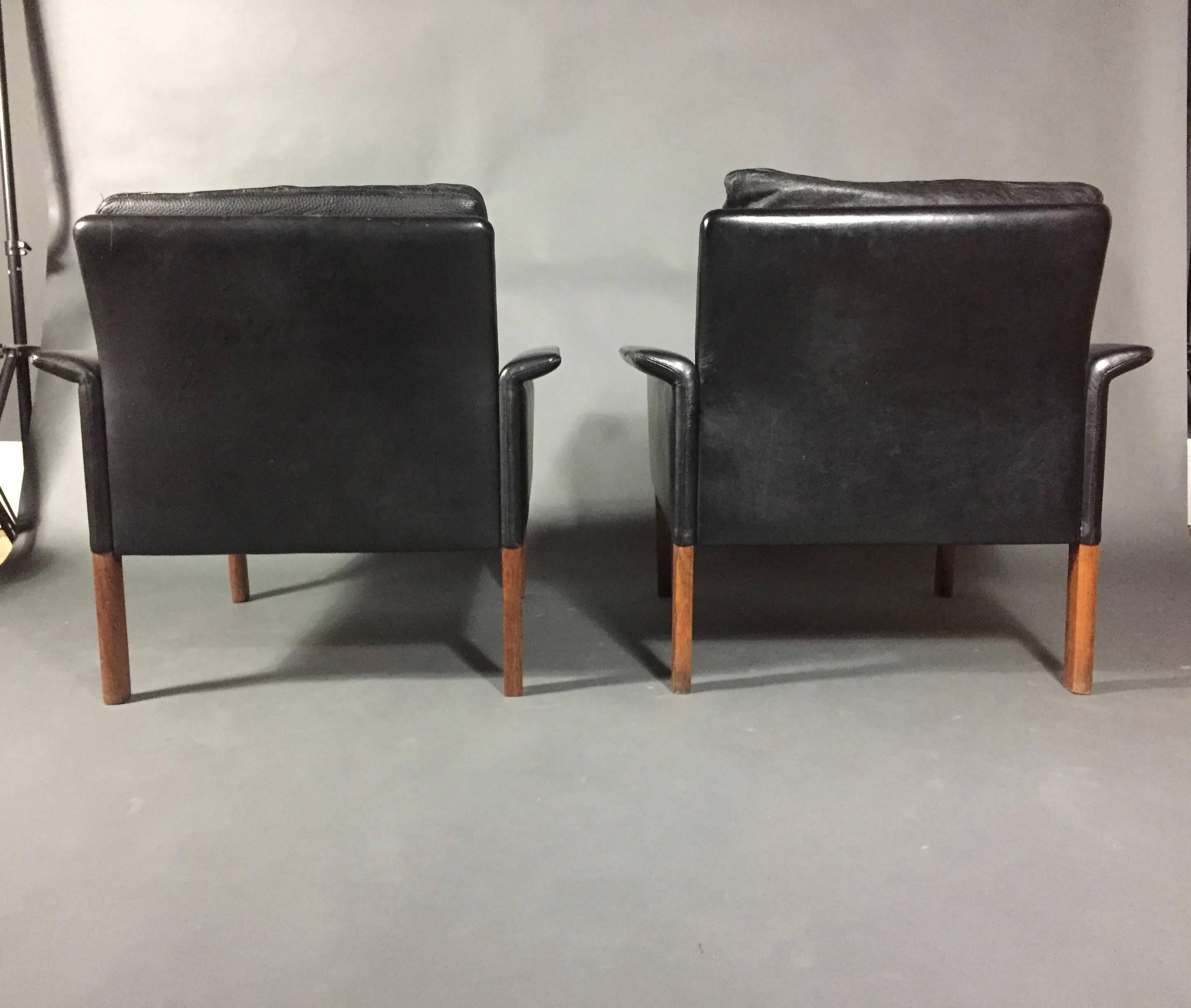 Pair of Hans Olsen Leather Lounge Chairs, Denmark, 1960 In Good Condition In Hudson, NY