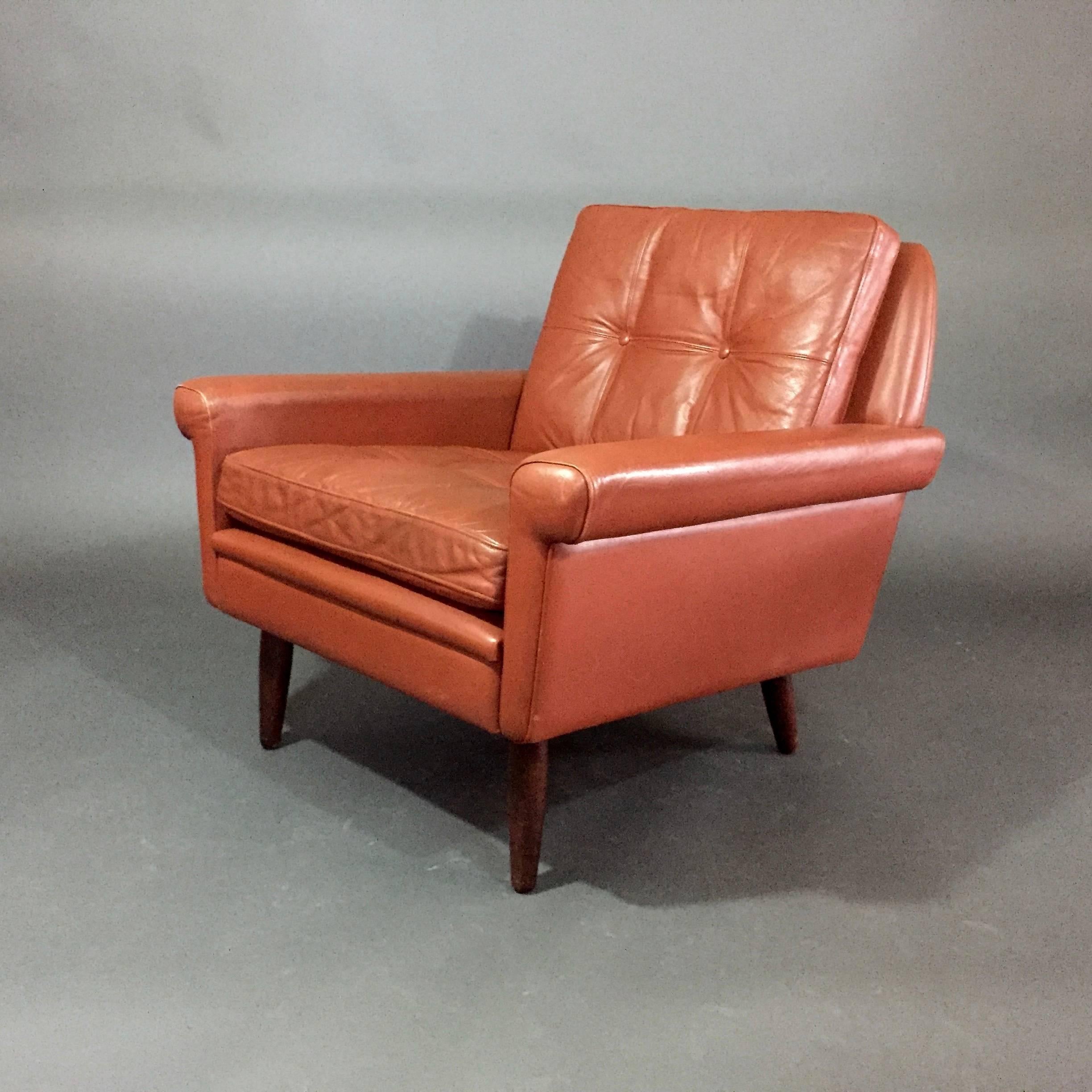 Pair 1960s Danish Leather Lounge Chairs For Sale 3