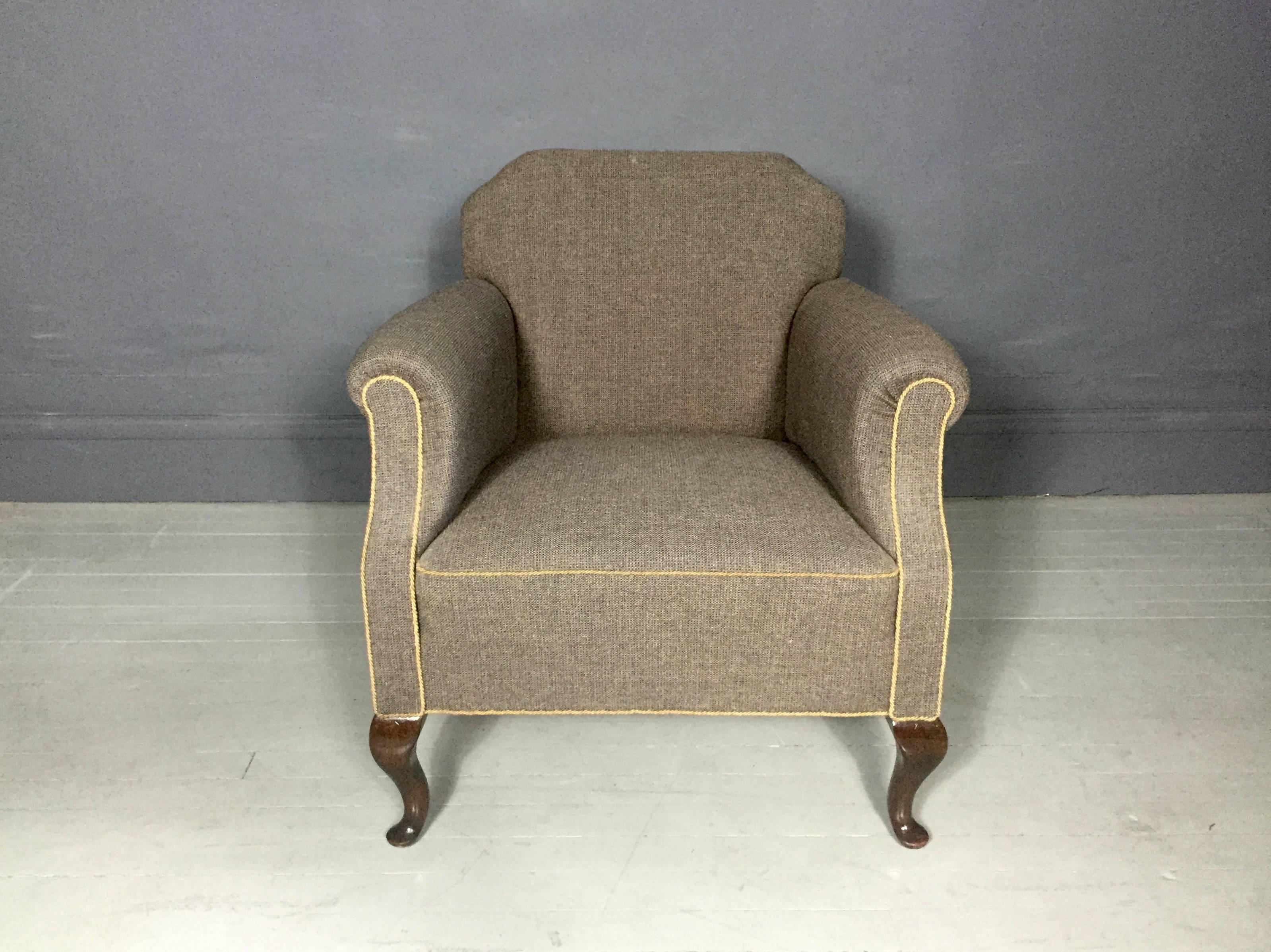 English Wool Upholstered Armchair, Cabriole Legs, 1940s In Excellent Condition In Hudson, NY