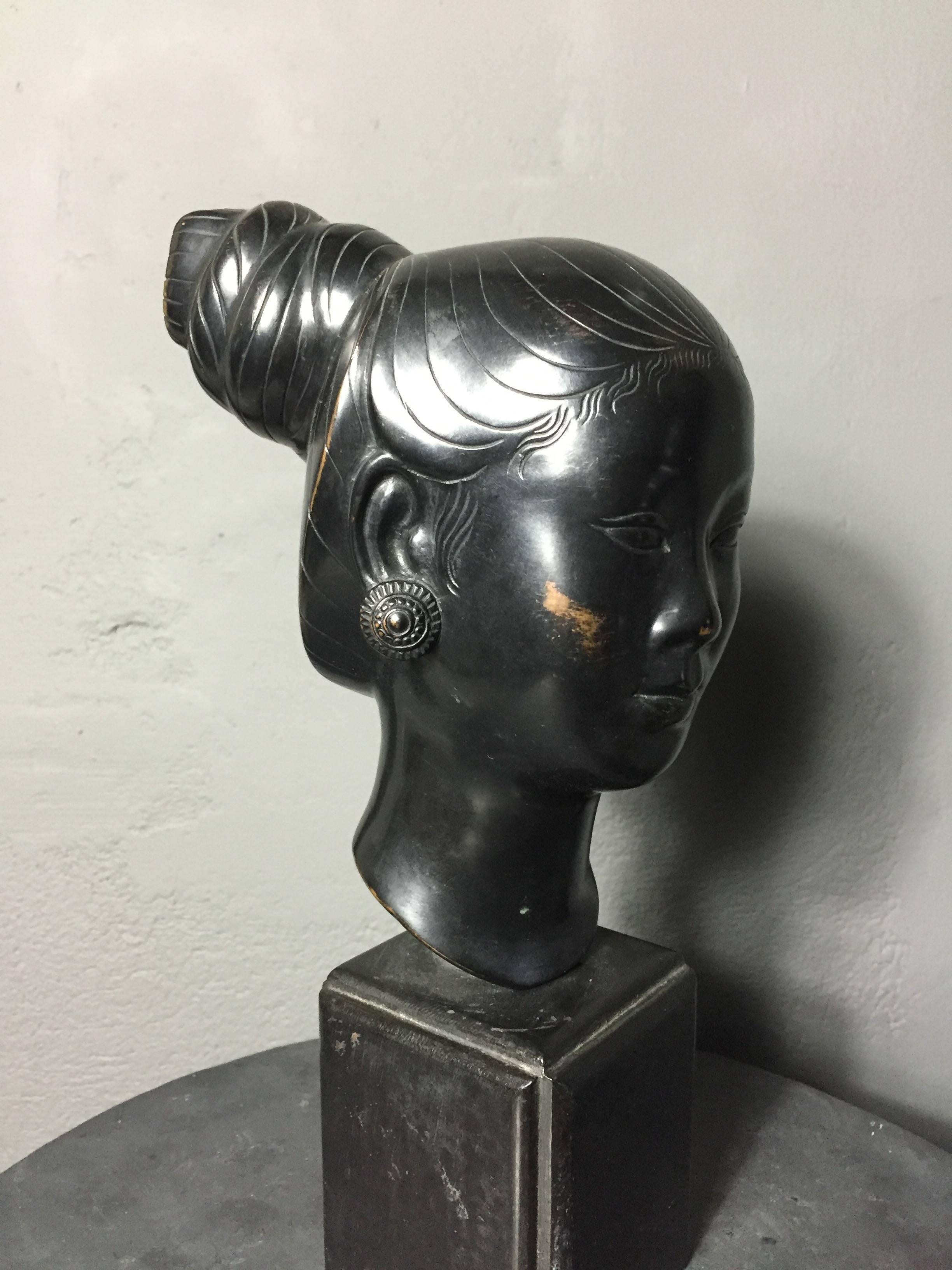 Pair of Bronze Vietnamese Geisha Head Sculptures on Wood Base, Mid-Century 2