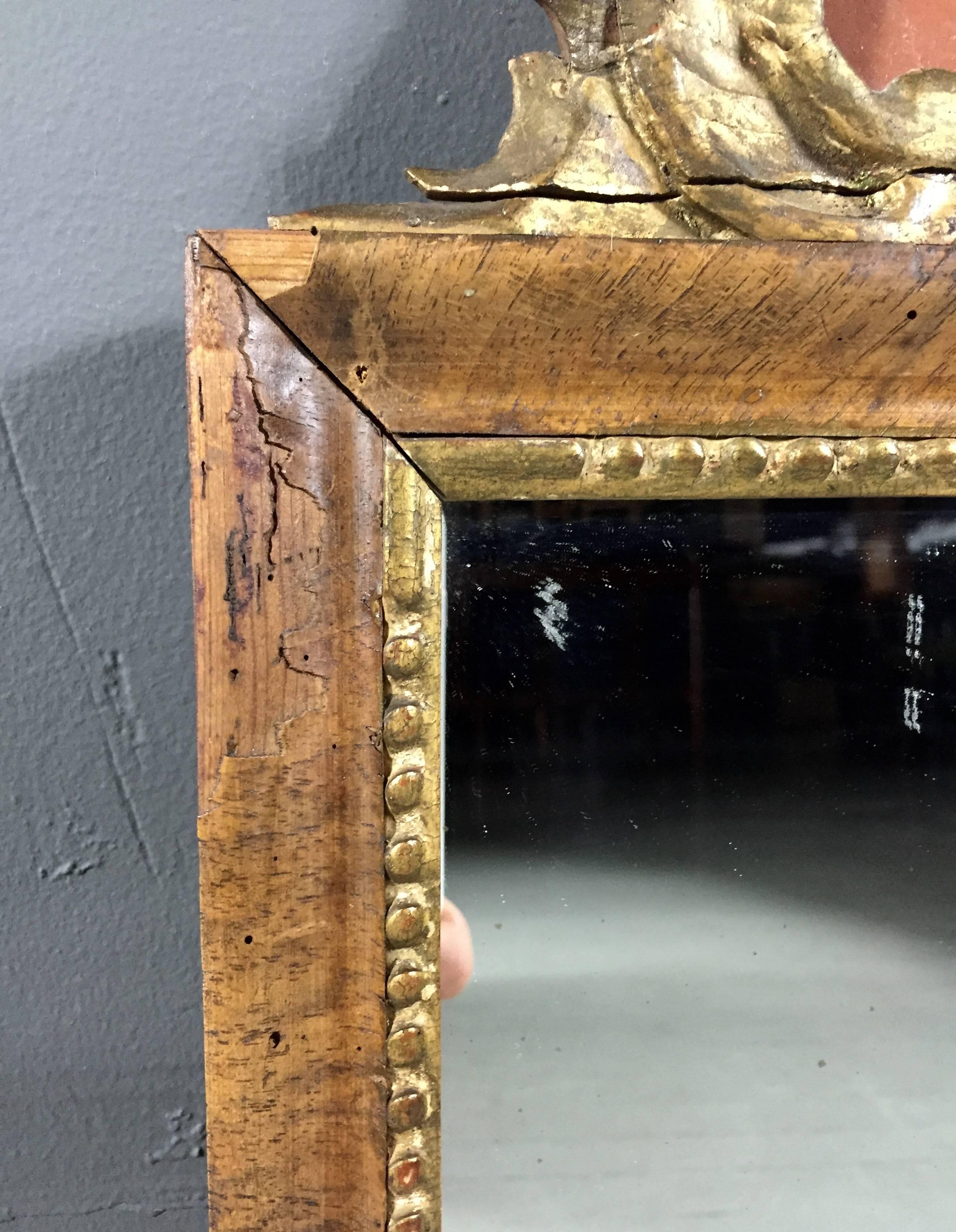 Small Walnut Mirror, Reverse Painted Glass Capital, Late 18th Century For Sale 2