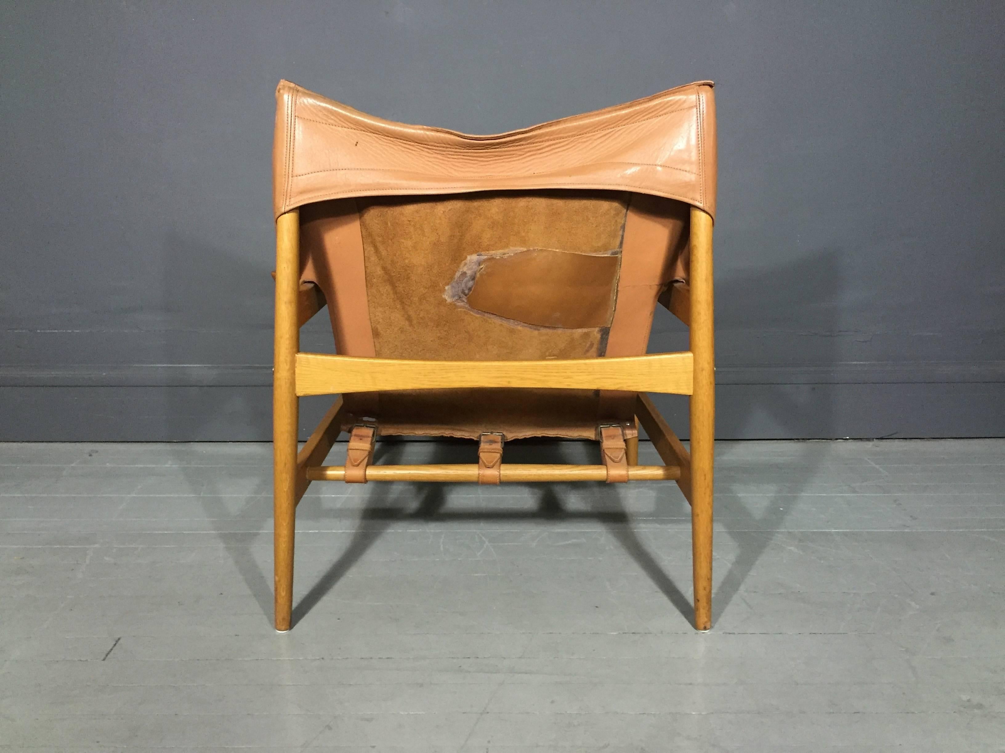 Pair of Hans Olsen Leather Sling Chairs for Viska Mobler, Denmark, 1960s 4