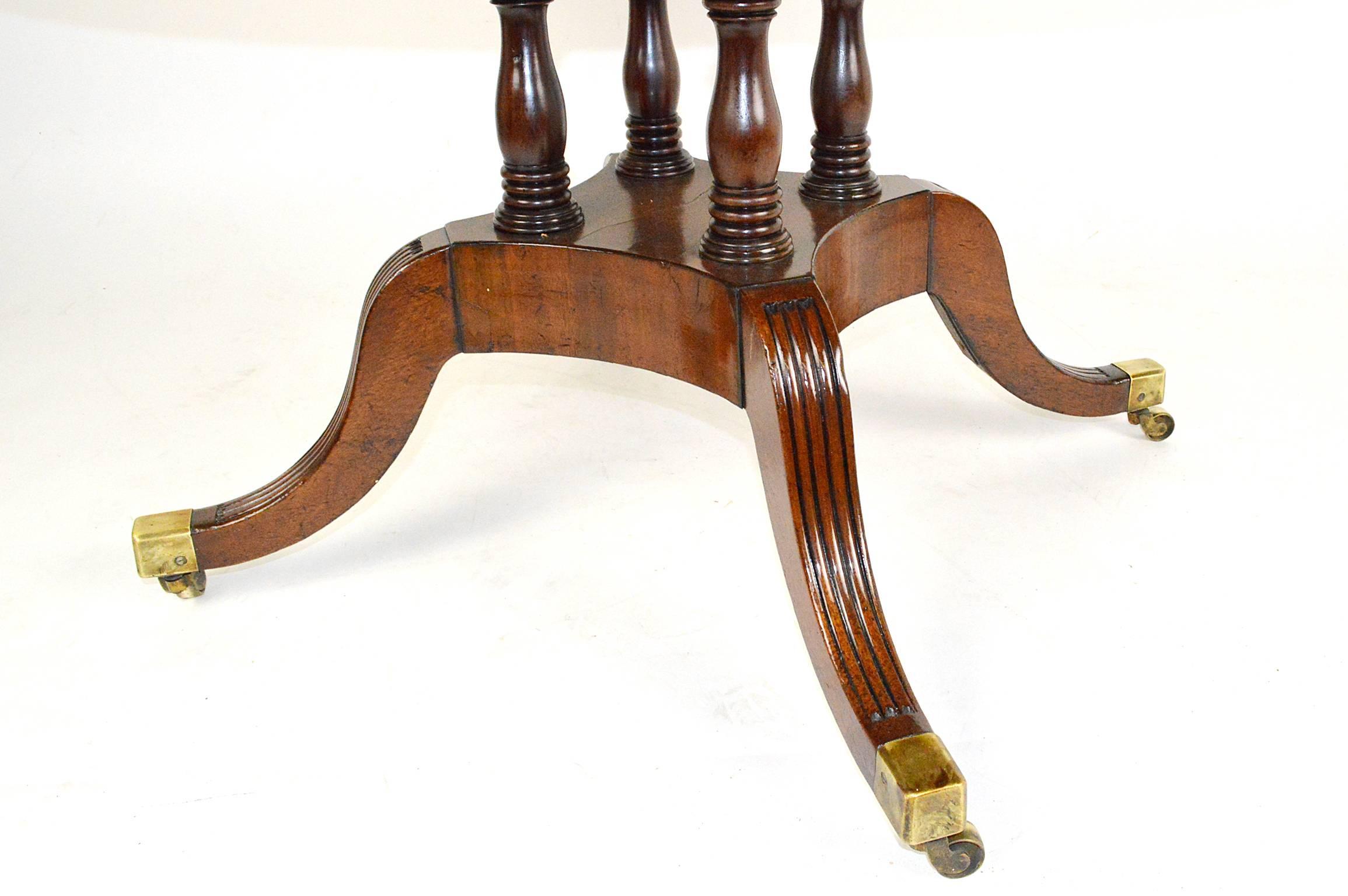 English Mahogany Inlaid Leather Top Rent/Drum Table For Sale 3