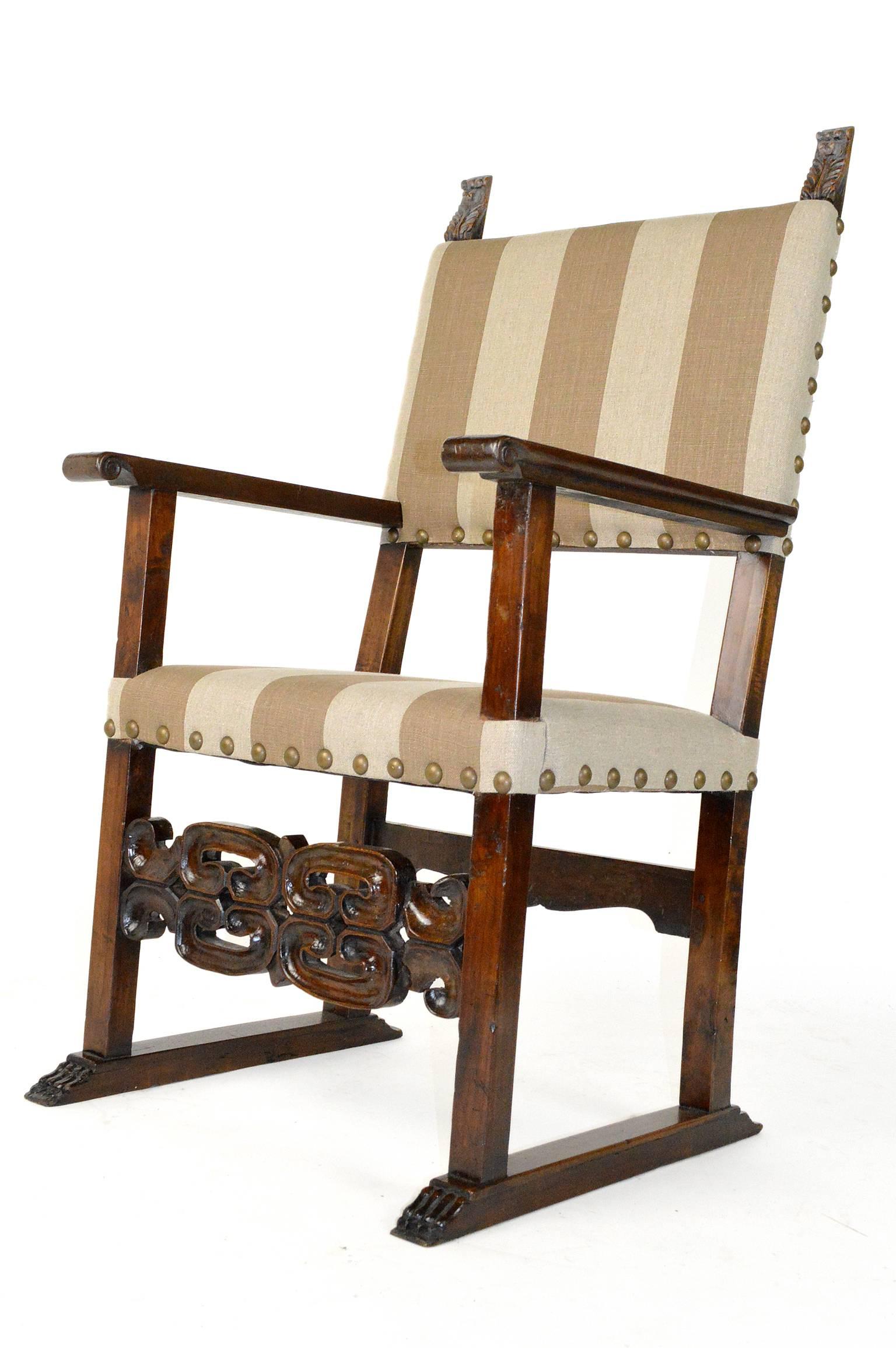 Pair of Italian Walnut Throne Chairs For Sale 1